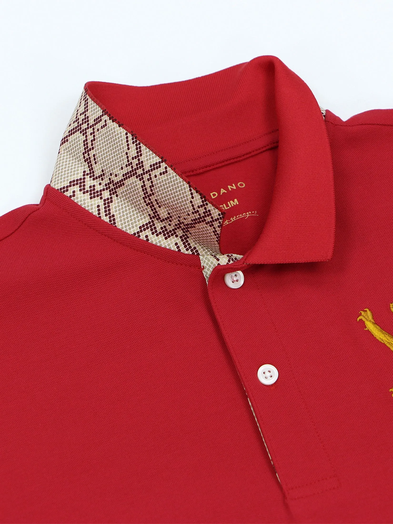 GIORDANO Men's Slim Embroidery Bold Polo (3D Lion)  Haute Red