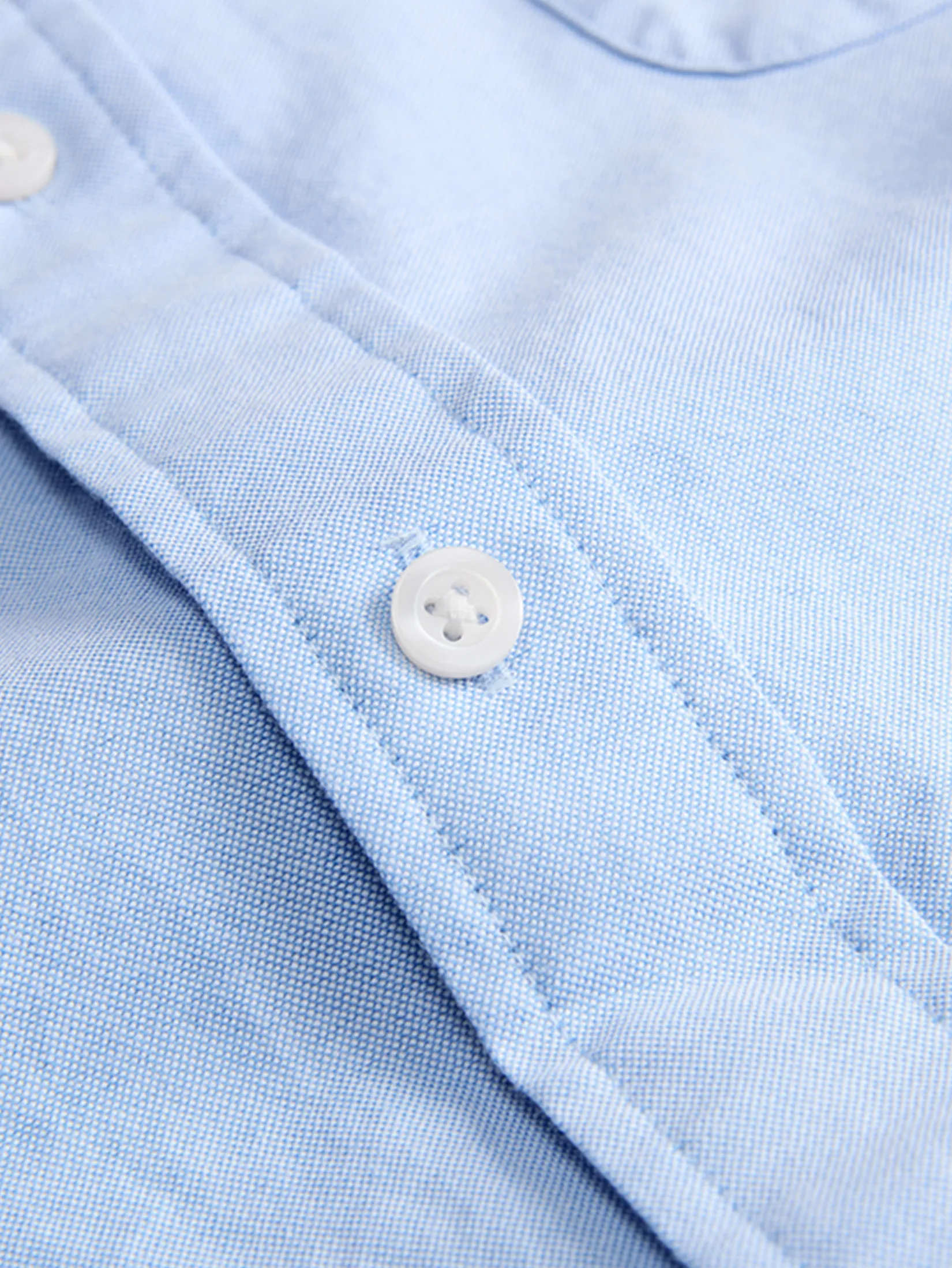 GIORDANO Men s Online Exclusive Relaxed Oxford Shirt (Korea) Light Blue