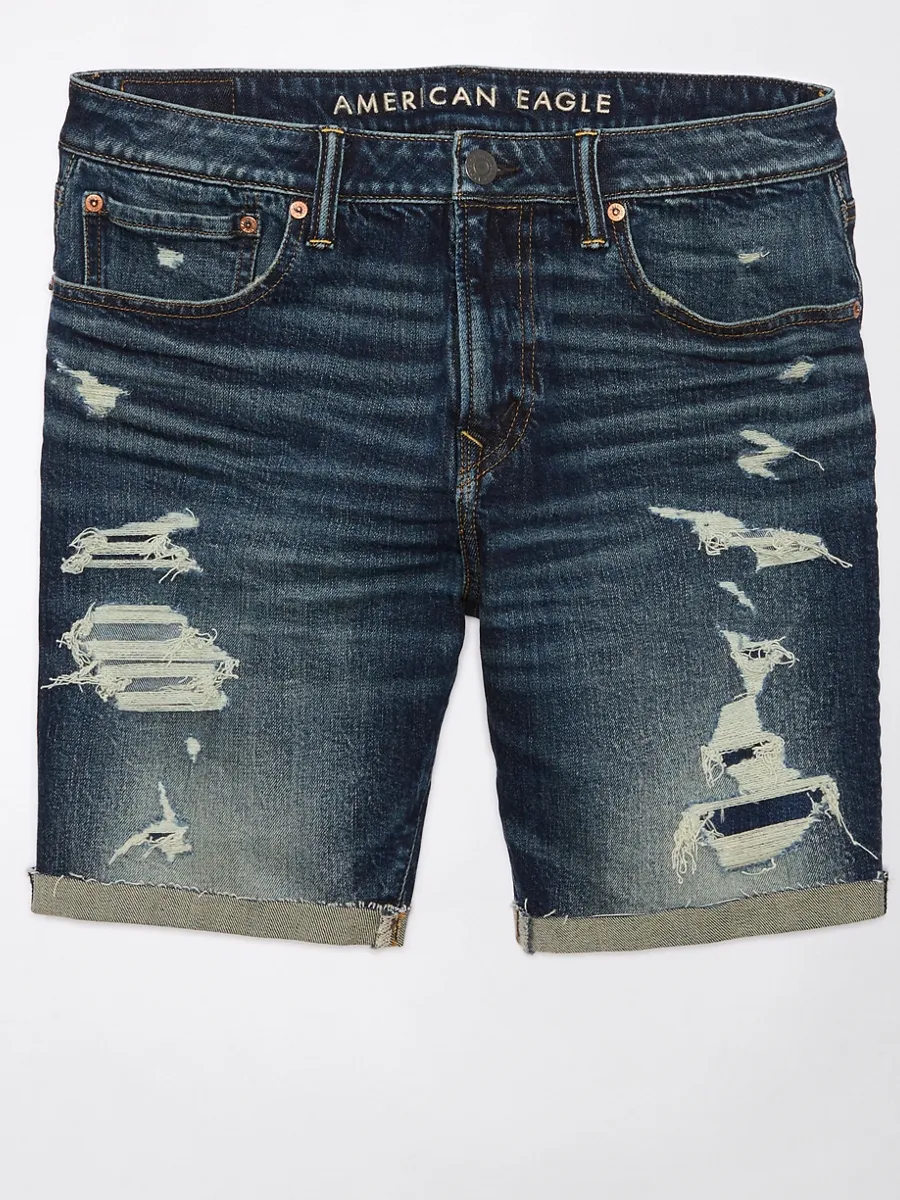 AMERICAN EAGLE MEN MEDIUM W/ DESTROY BAGGY JEAN SHORT - CUT & CUFF 913 DARK INDIGO WASH