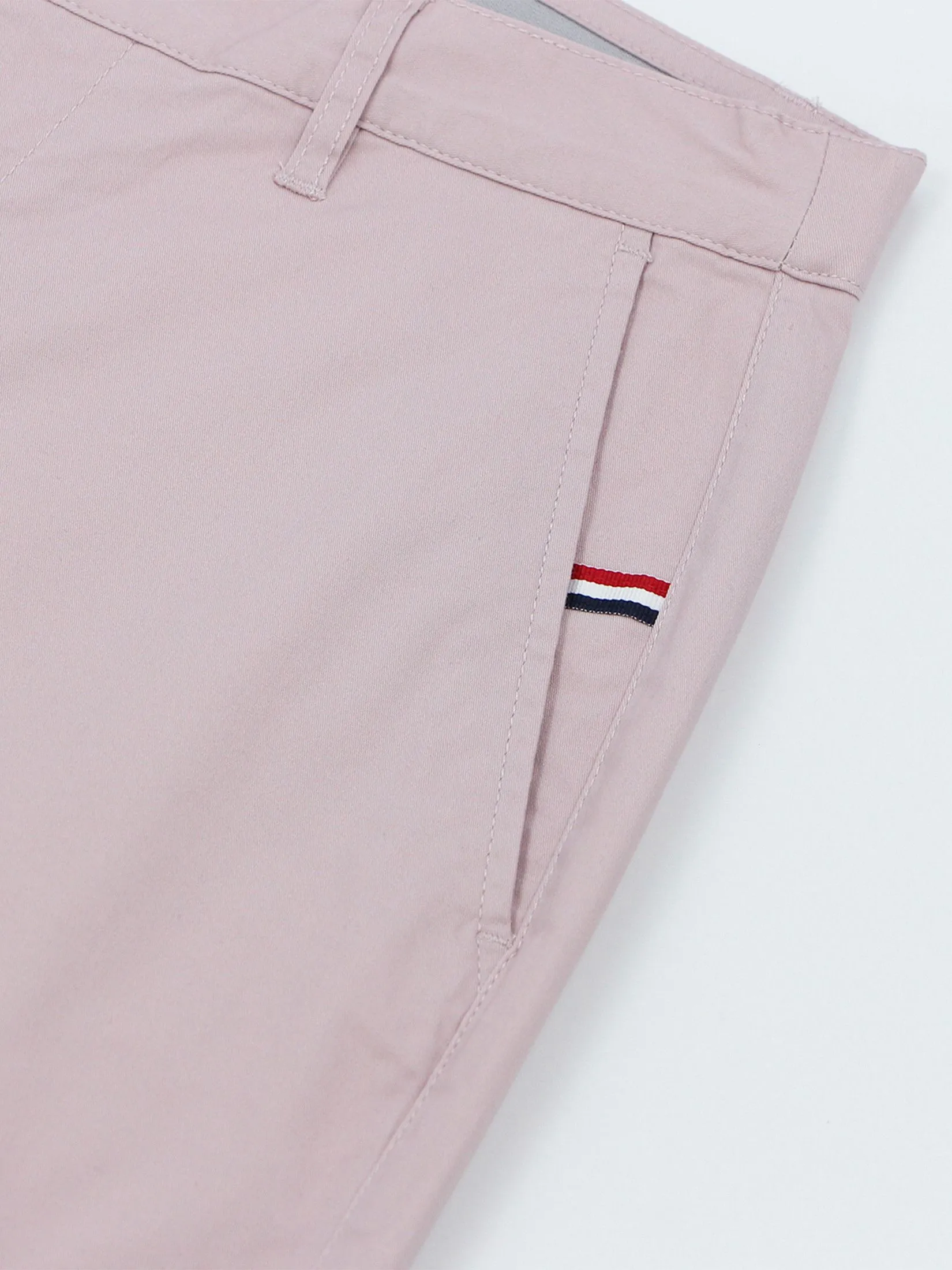 GIORDANO Men's Slim Taper Bermuda Shorts (180° Elastic Waist) Burnished lilac Pink