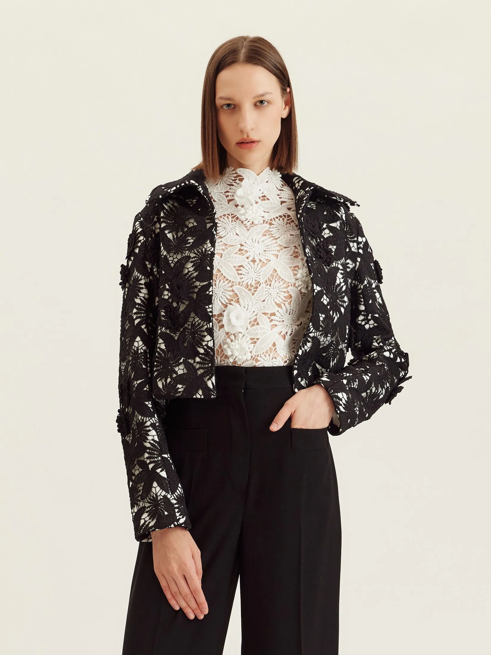 ASAVA ( AW24 )Asava Floral-lace Women Cropped Jacket Black