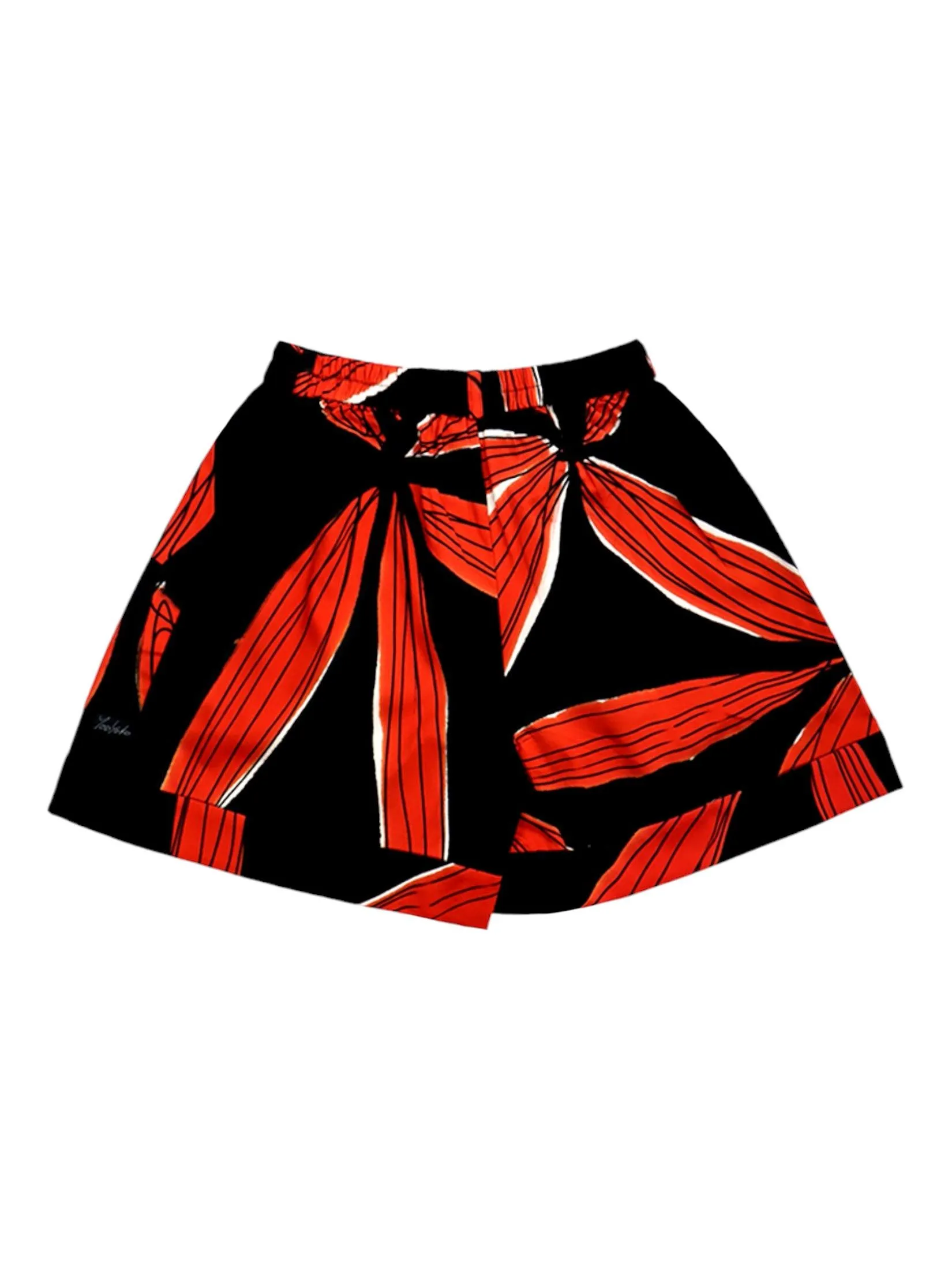 YODYOKO Woman Short Pants With Zipper - Black : Woman Elegance with Red Hair