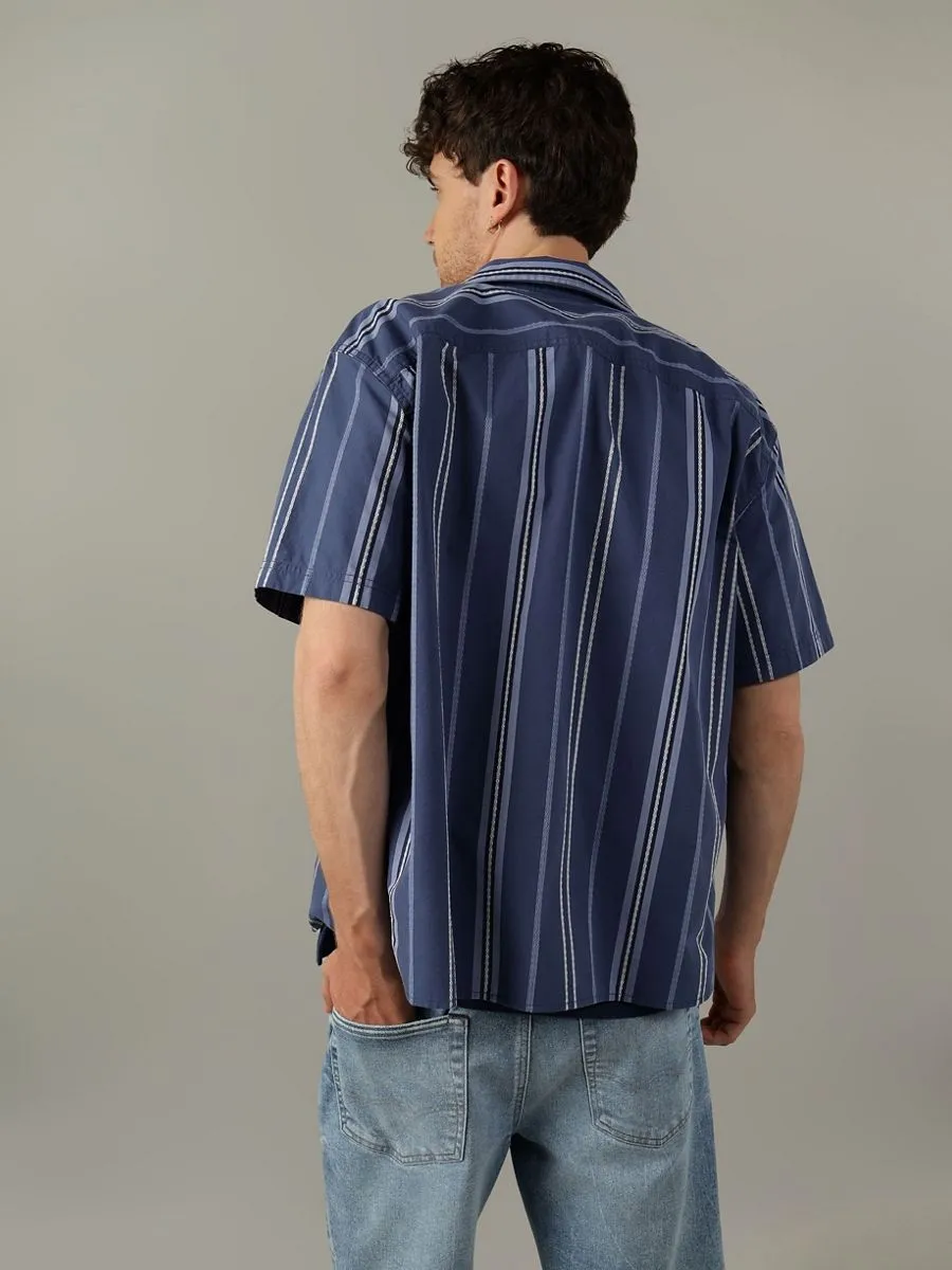 AMERICAN EAGLE MEN ALVIN DOBBY SS OVERSIZED CAMP COLLAR DOBBY SHIRT 445 INDIGO WATERS