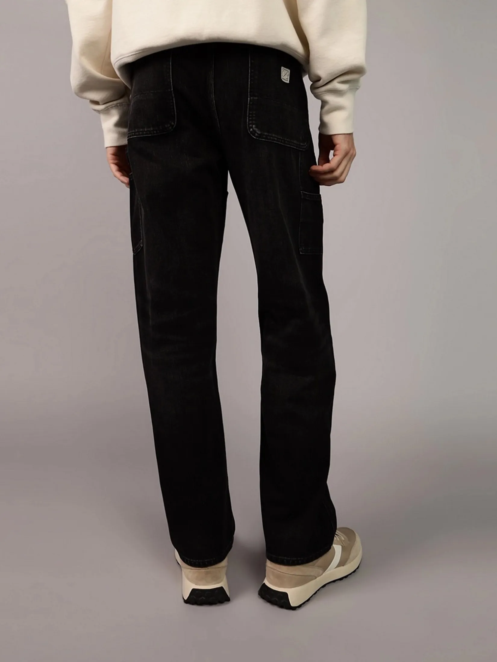 AMERICAN EAGLE MEN INTL EXCLUSIVE BLACK ATHLETIC LOOSE CARPENTER PANT 001 BLACK