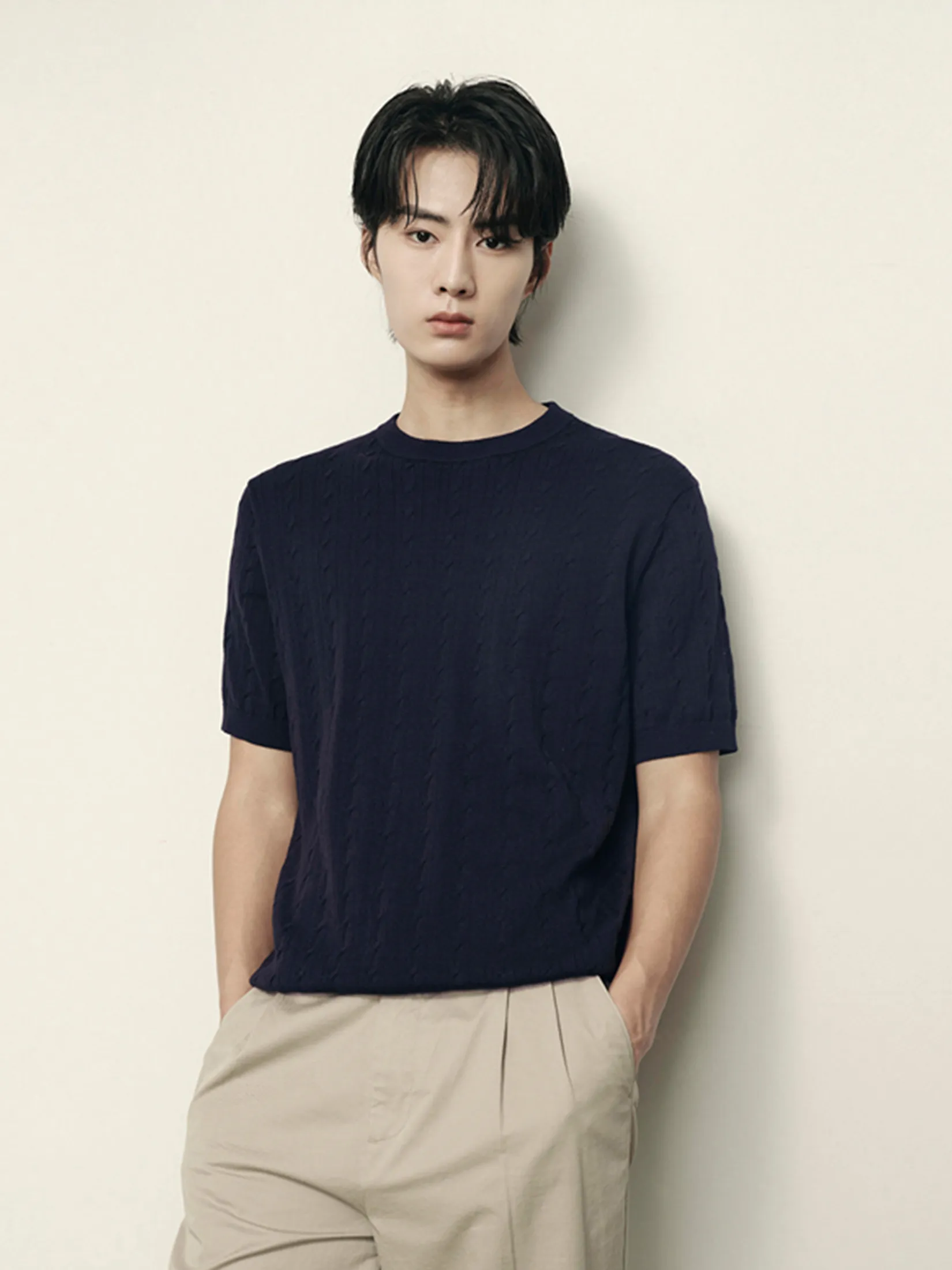 GIORDANO Men s  Online Exclusive Signature Knit Cable Sweater (Korea) Dark Blue