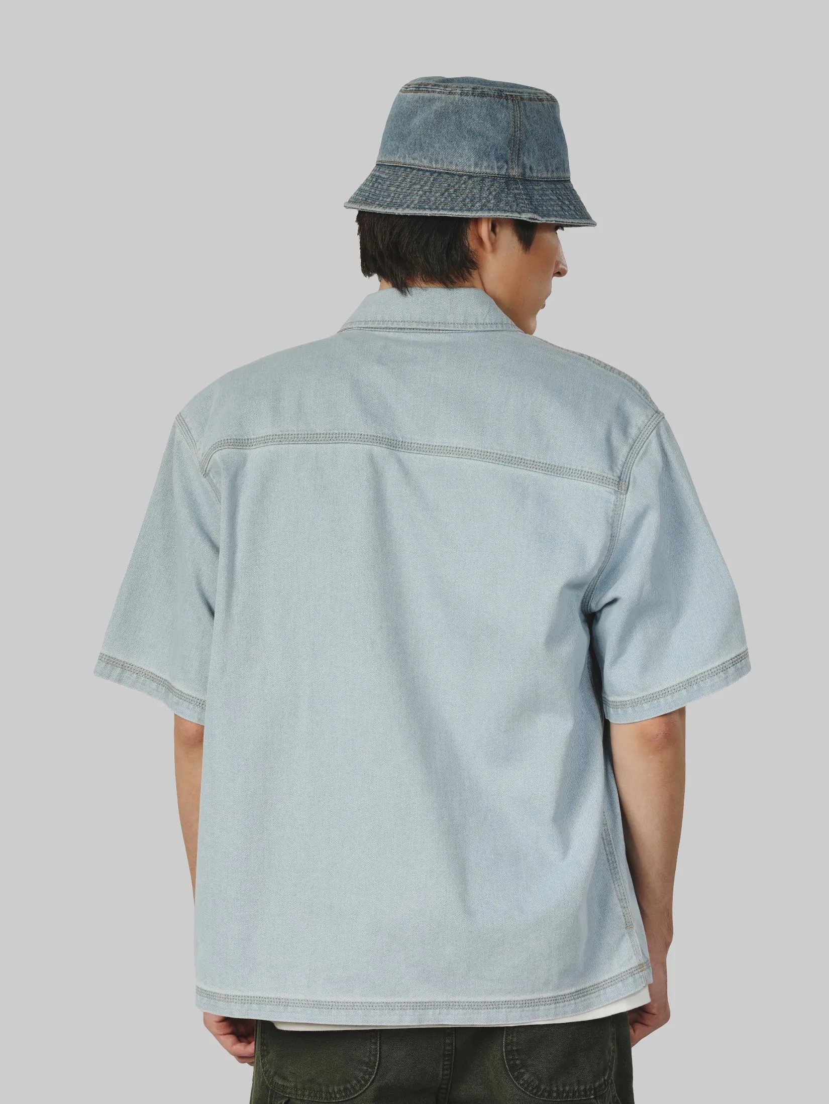 WRANGLER Men's Denim Shirt Short Sleeves Casey Jones Collection Oversize Fit Light Indigo