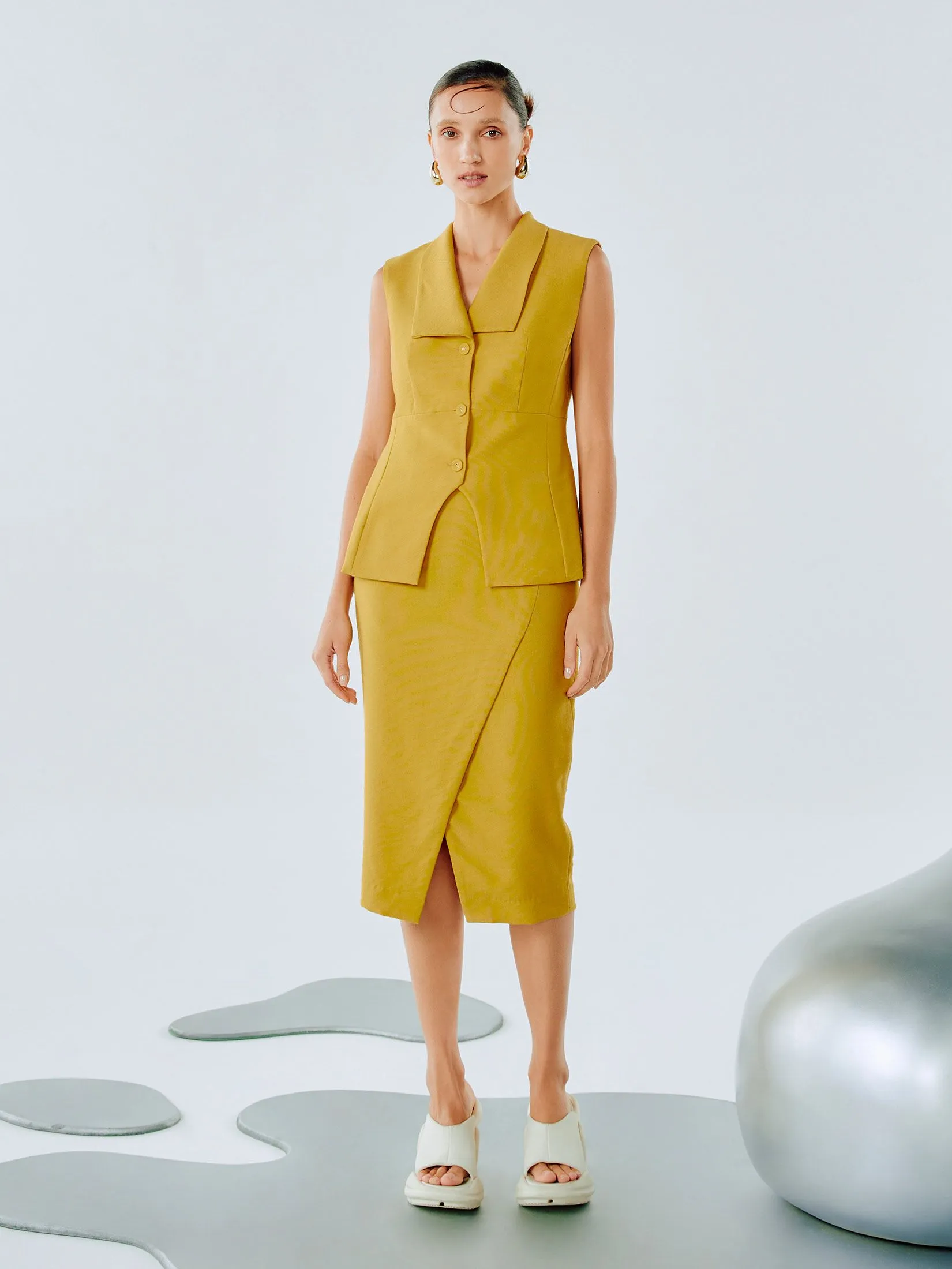 SHAKA Woman Blouse Corduroy Vest Yellow