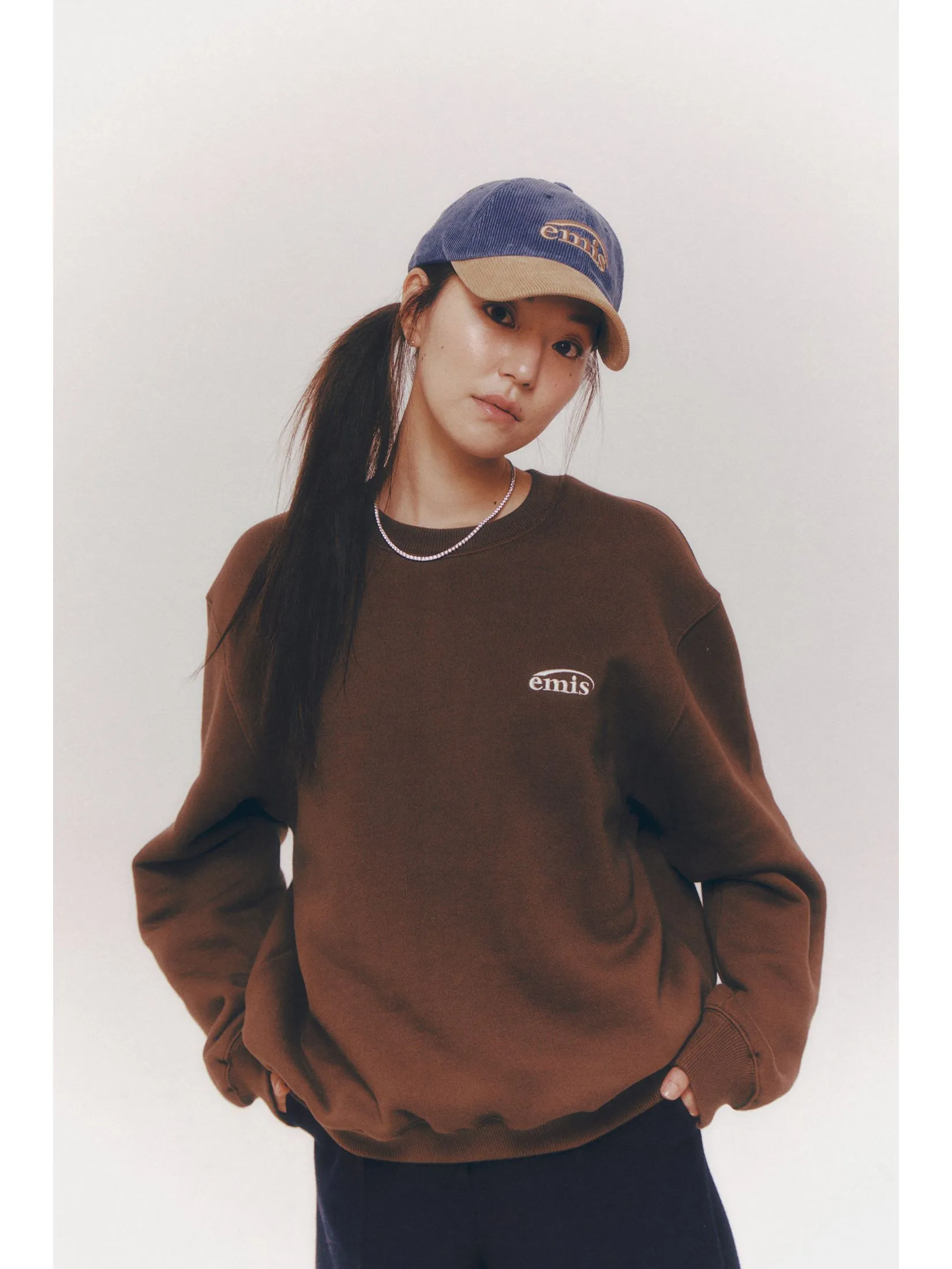 EMIS Unisex Sweat Shirt Ess Heavy Brown