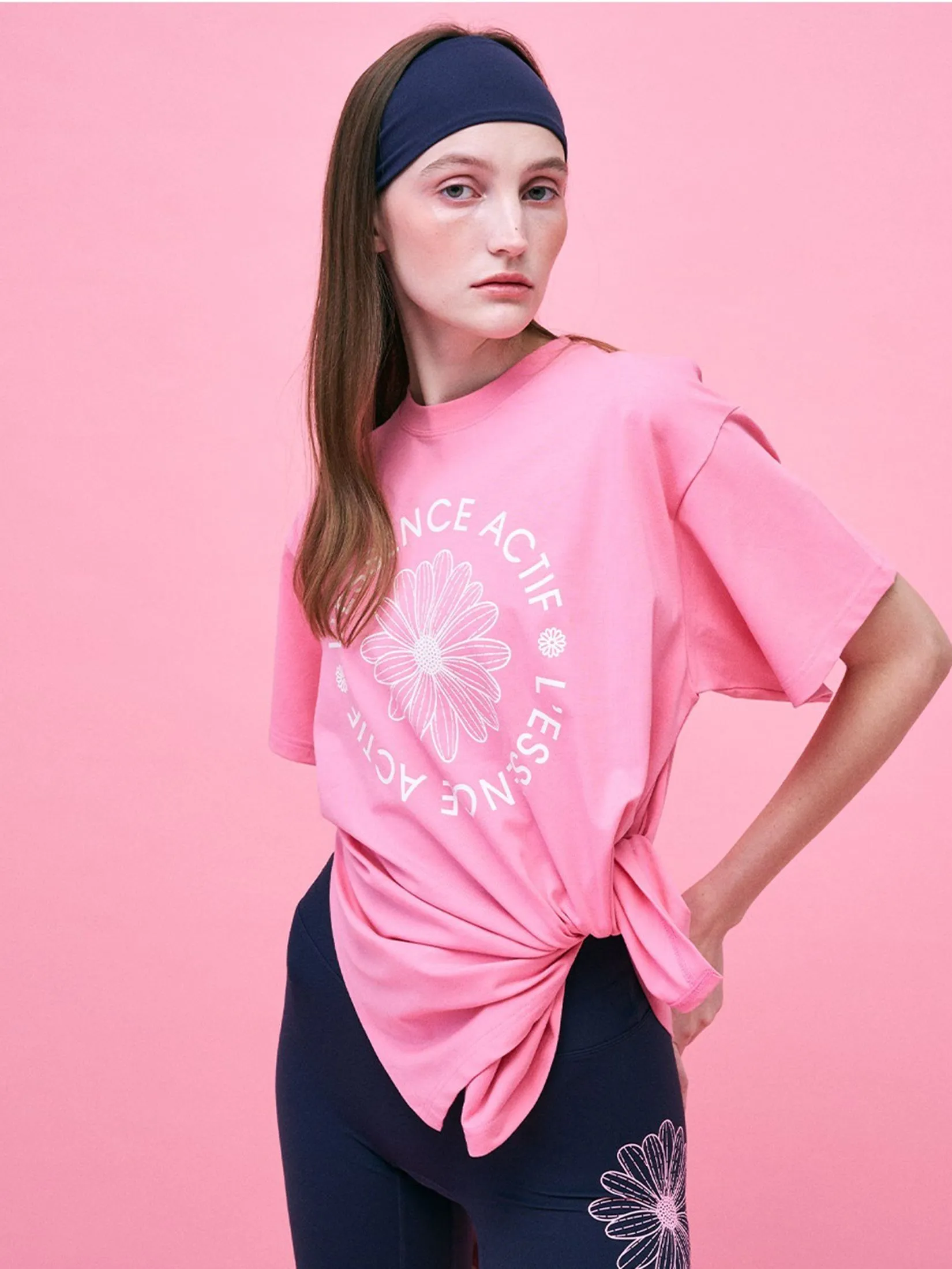 MARDI MERCREDI ACTIF Side Slit T-Shirt Actif Emblem F