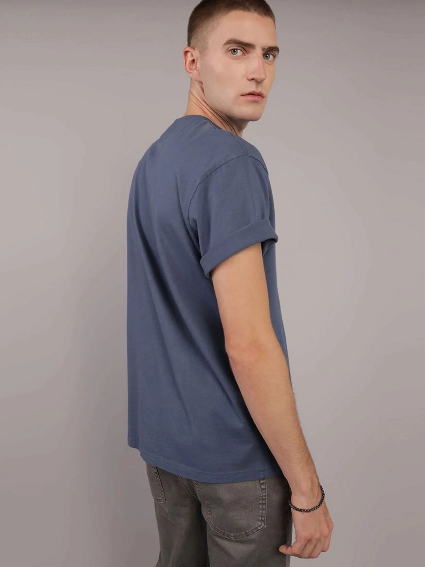 AMERICAN EAGLE MEN G SS BTS1 MFO SET IN TEE- PC DYE  + SERIOUSLY SOFT WASH 410 NAVY