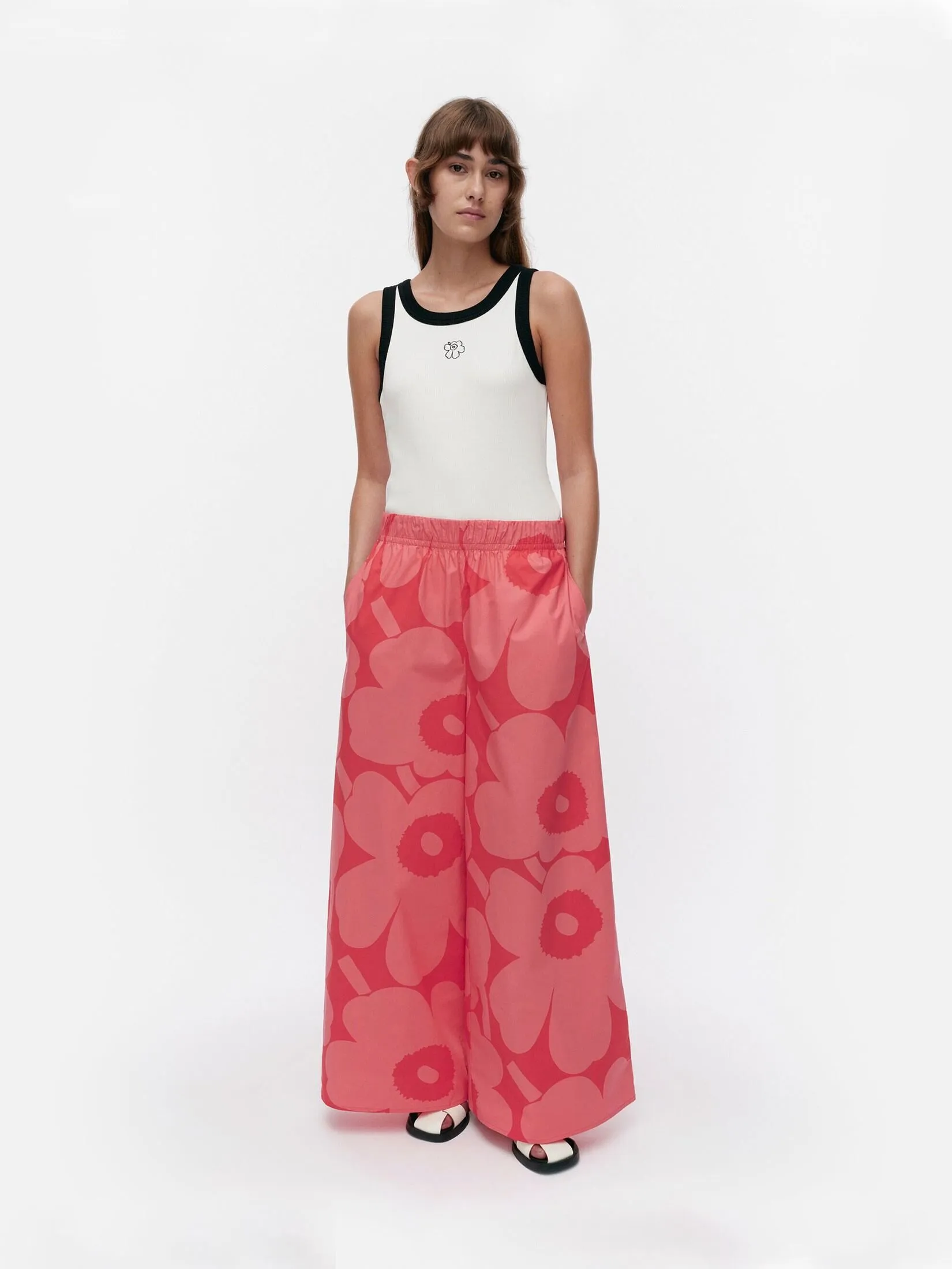 MARIMEKKO RED WOMAN VOIMAKUKKA UNIKKO