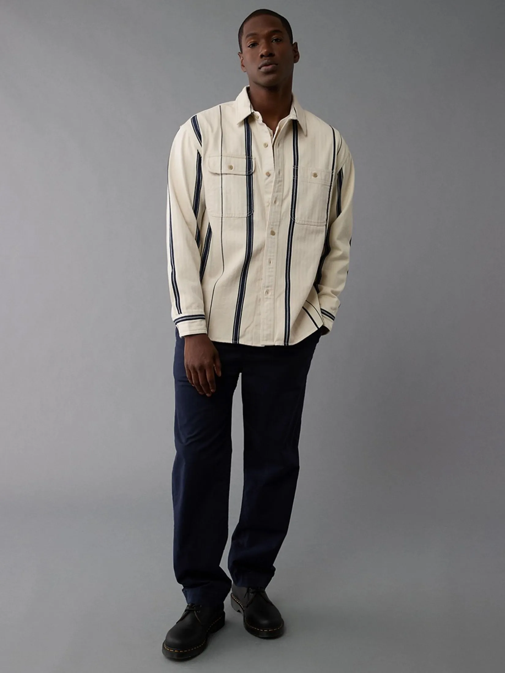 AMERICAN EAGLE MEN OVERSIZED CSC HOOVER HERRINGBONE STRIPE WORK SHIRT 102 FROSTY CREAM