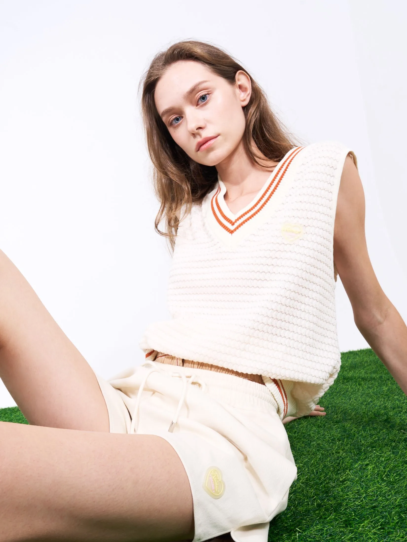 KLOSET (LS2-24) Women Kloset Varsity Knitted Vest Cream