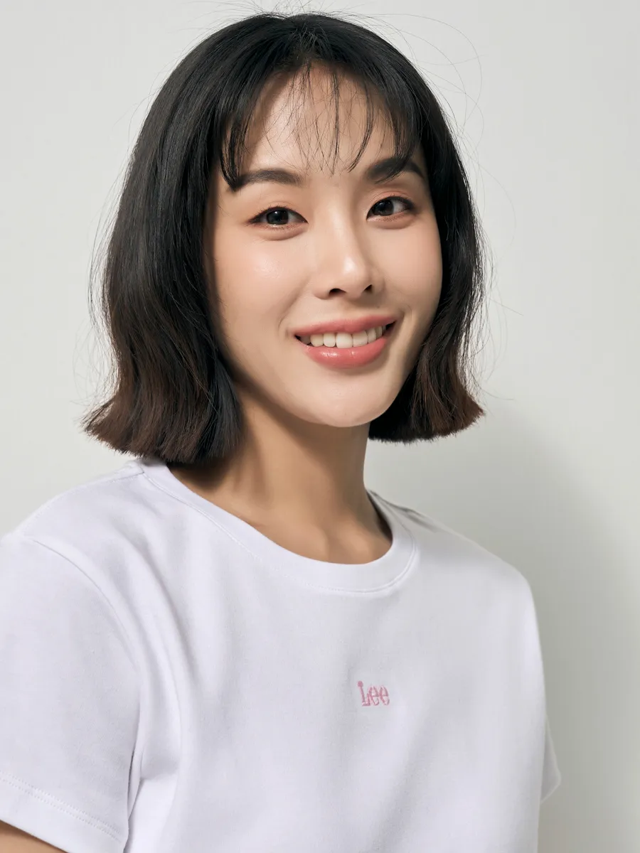 LEE Women s Tee Short Sleeve Lee Pink Collection Regular Fit White