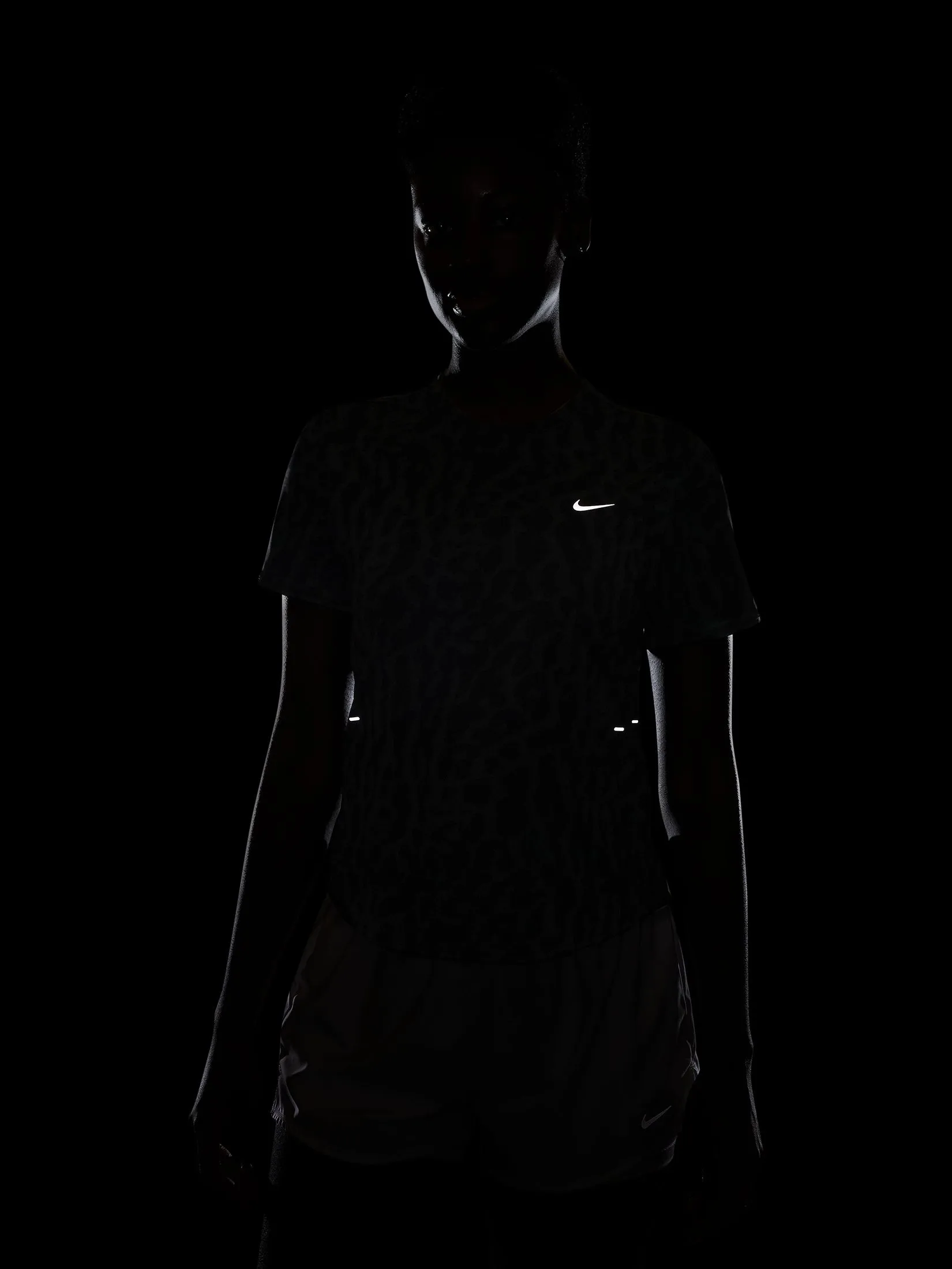 NIKE Women Running Top Swift Dri-Fit IB5875-010 Black/Black/Reflective Silv