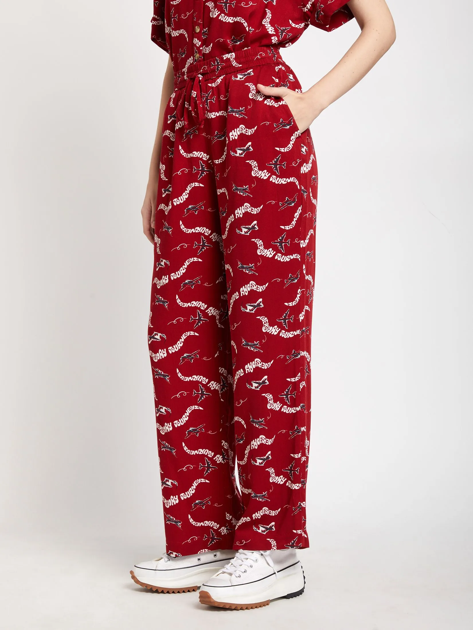 DEFRY 01 Women Straight Pants Print Red