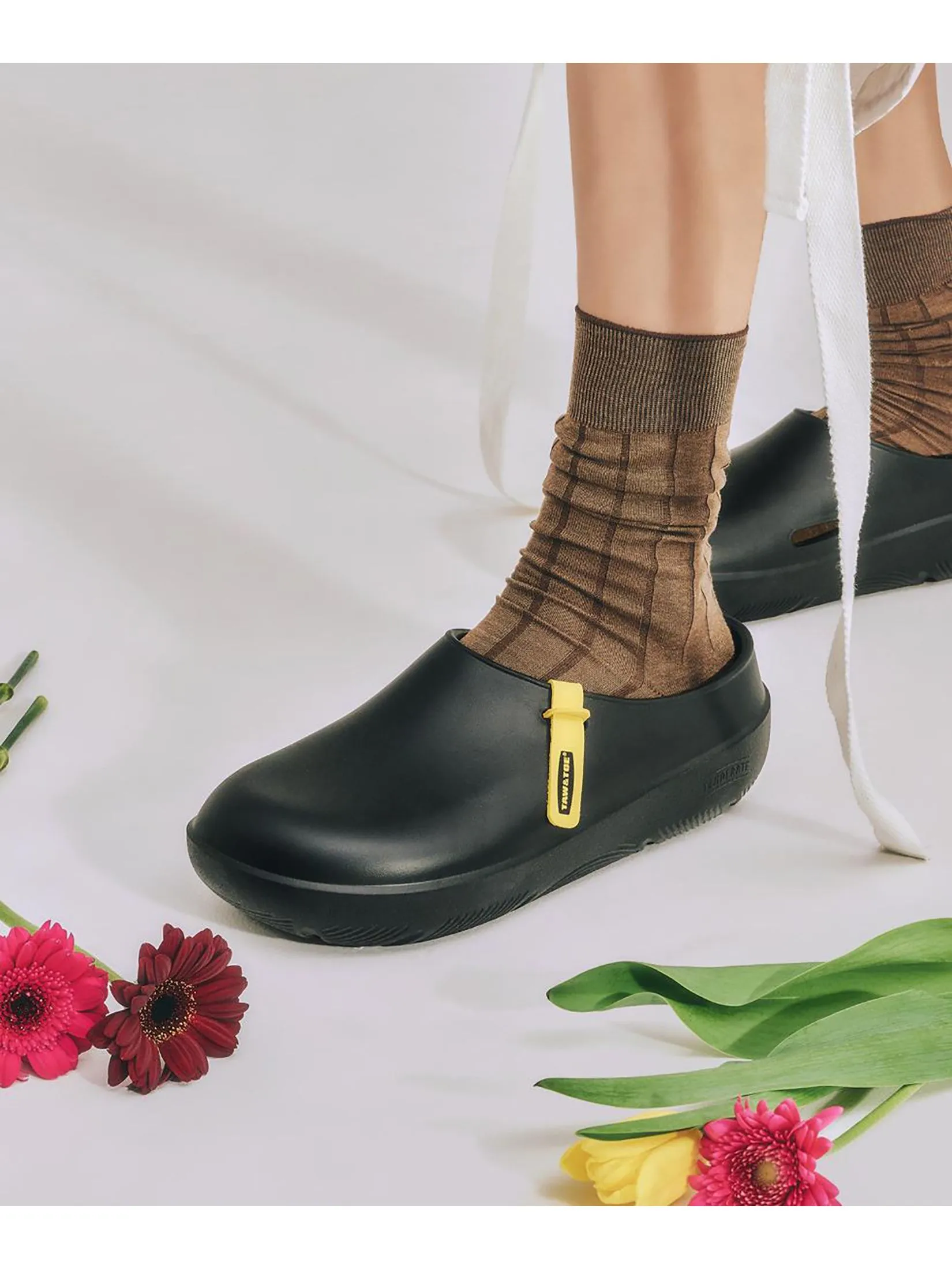 TAW&TOE Unisex Sandals Zerovity Tonton Black