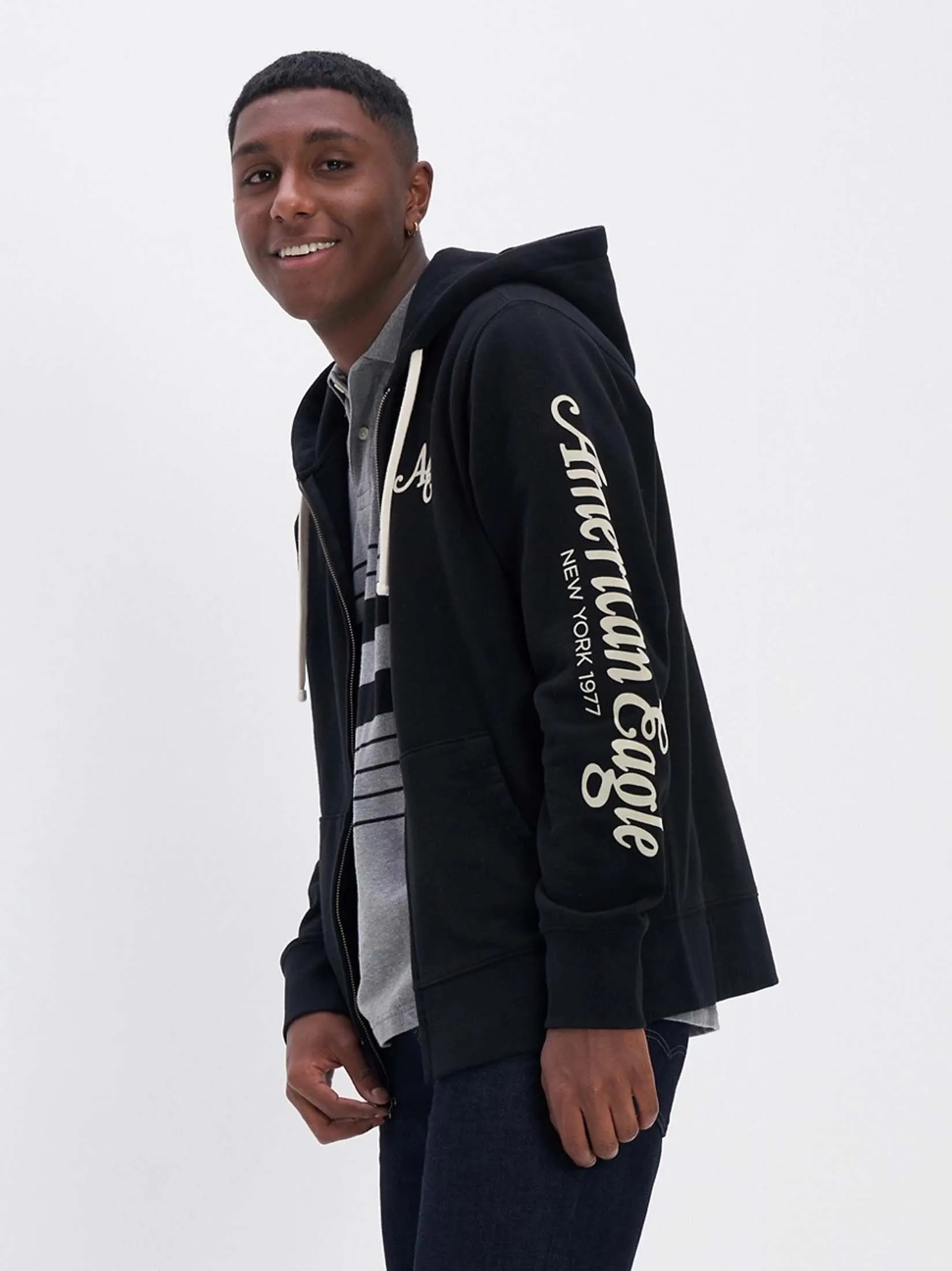 AMERICAN EAGLE MEN 1905 INTL GRAPHIC FZ HOODIE 064 BOLD BLACK