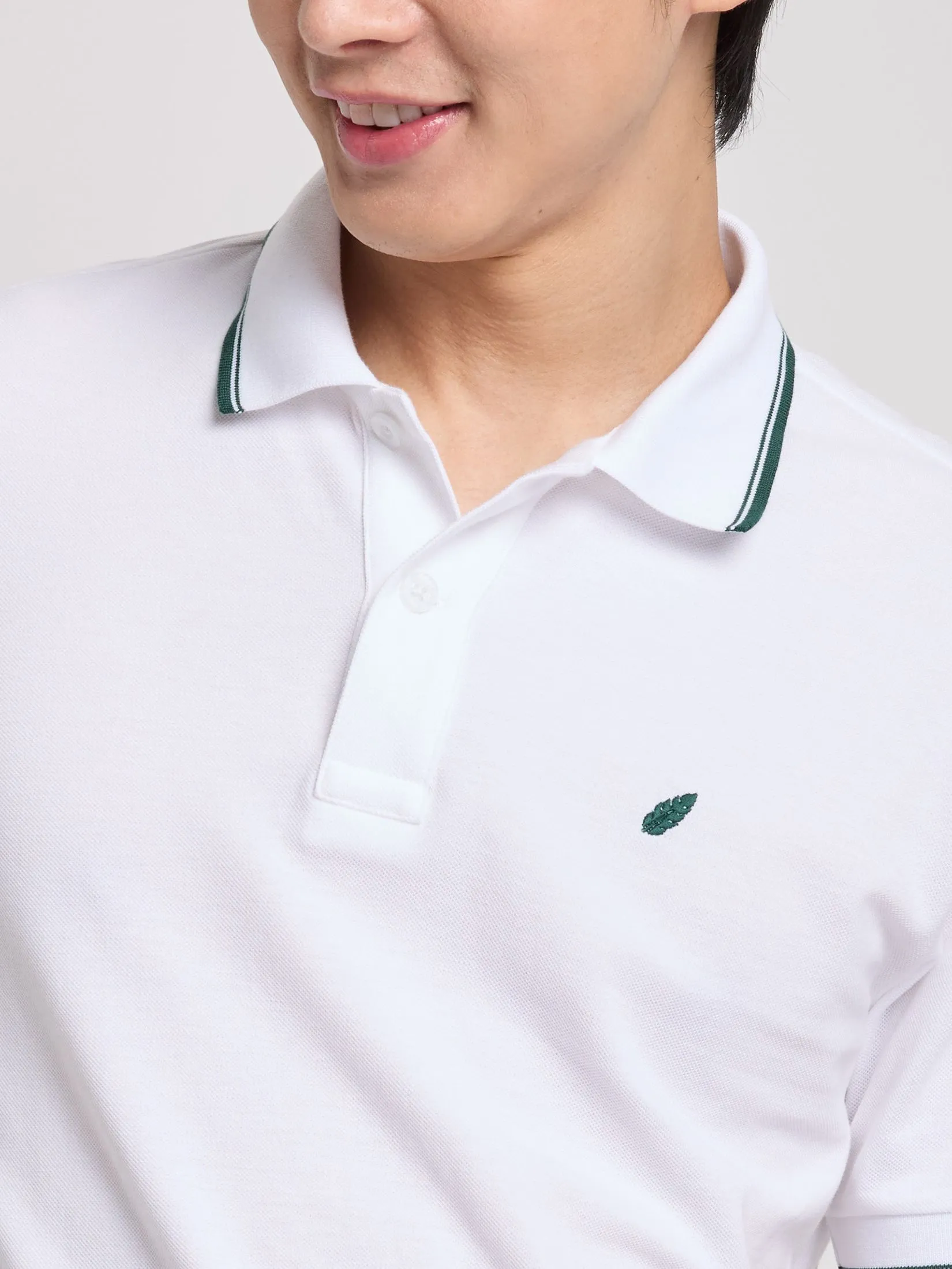 PACIFIC UNION Men Polo Shirt with Tipped Collar Basic Regular fit