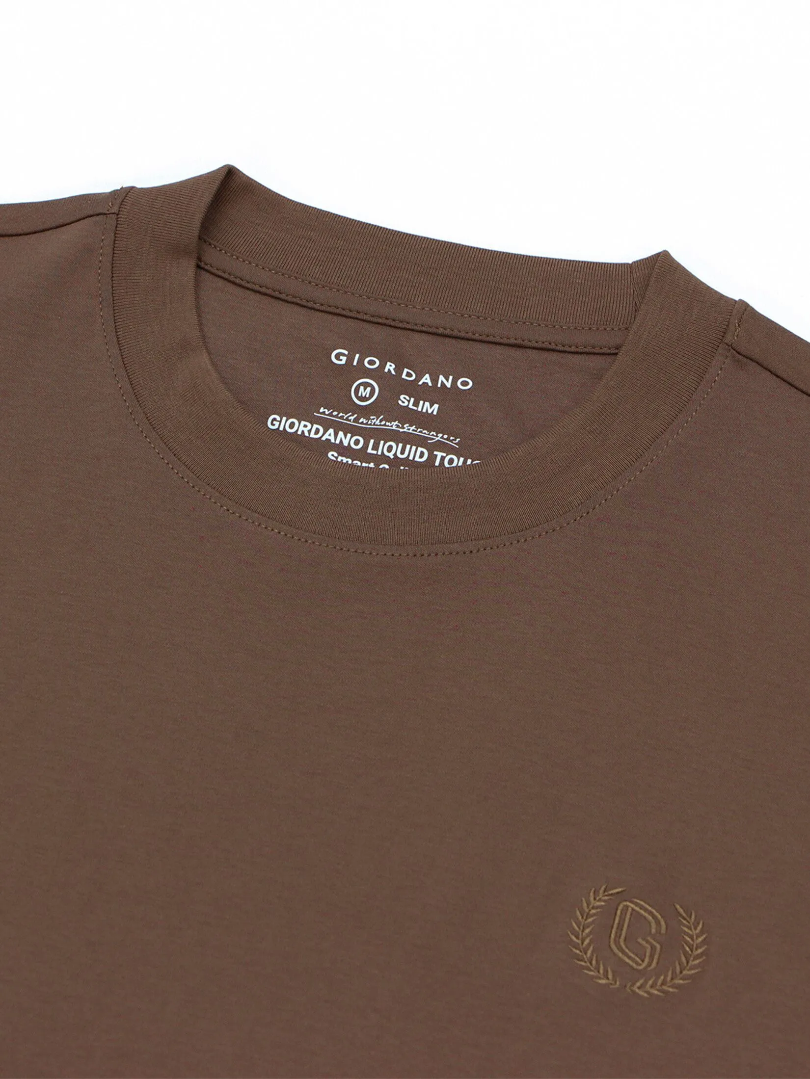 GIORDANO Men's Interlock Embroidery Tee (Liquid Touch) Cocoa Brown