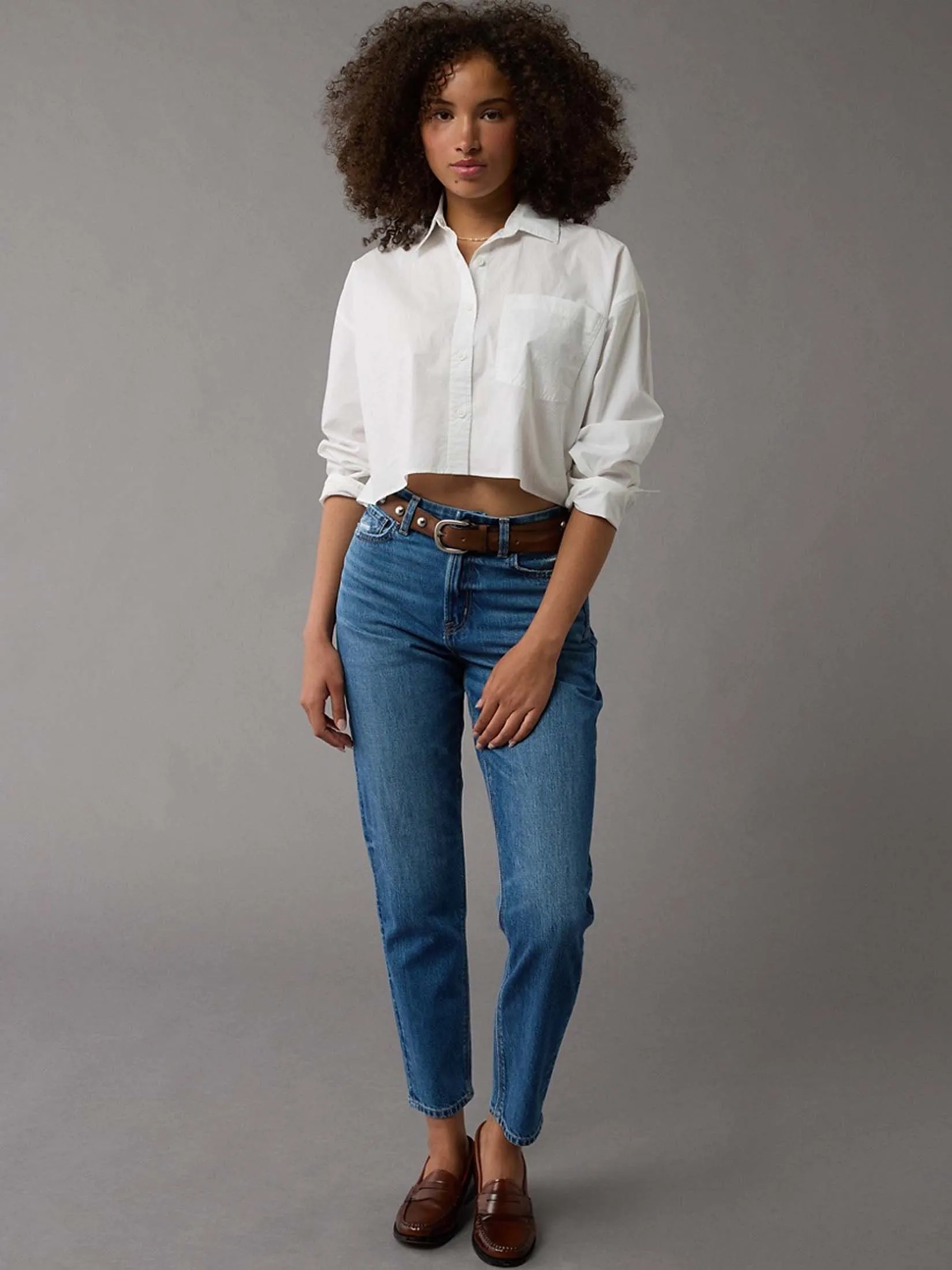 AMERICAN EAGLE WOMEN CURVY MOM JEANS 936 MEDIUM WASH