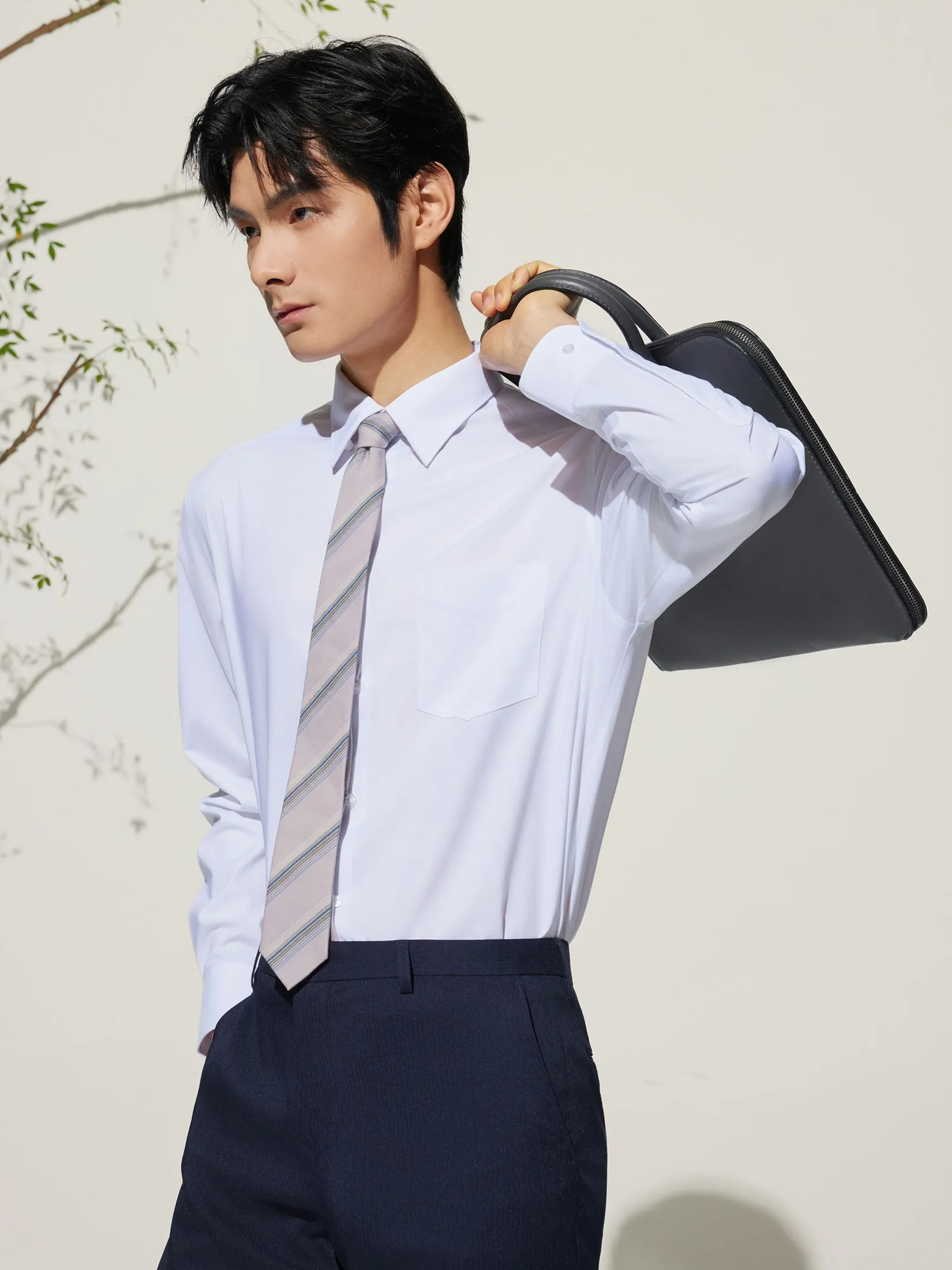 G2000 Men Clothing Non-Iron Silky Touch  Shirt Smart Fit - White