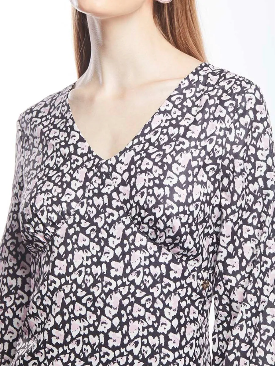 ESP Mini Heart Print Dress with Bell Sleeves Women Black