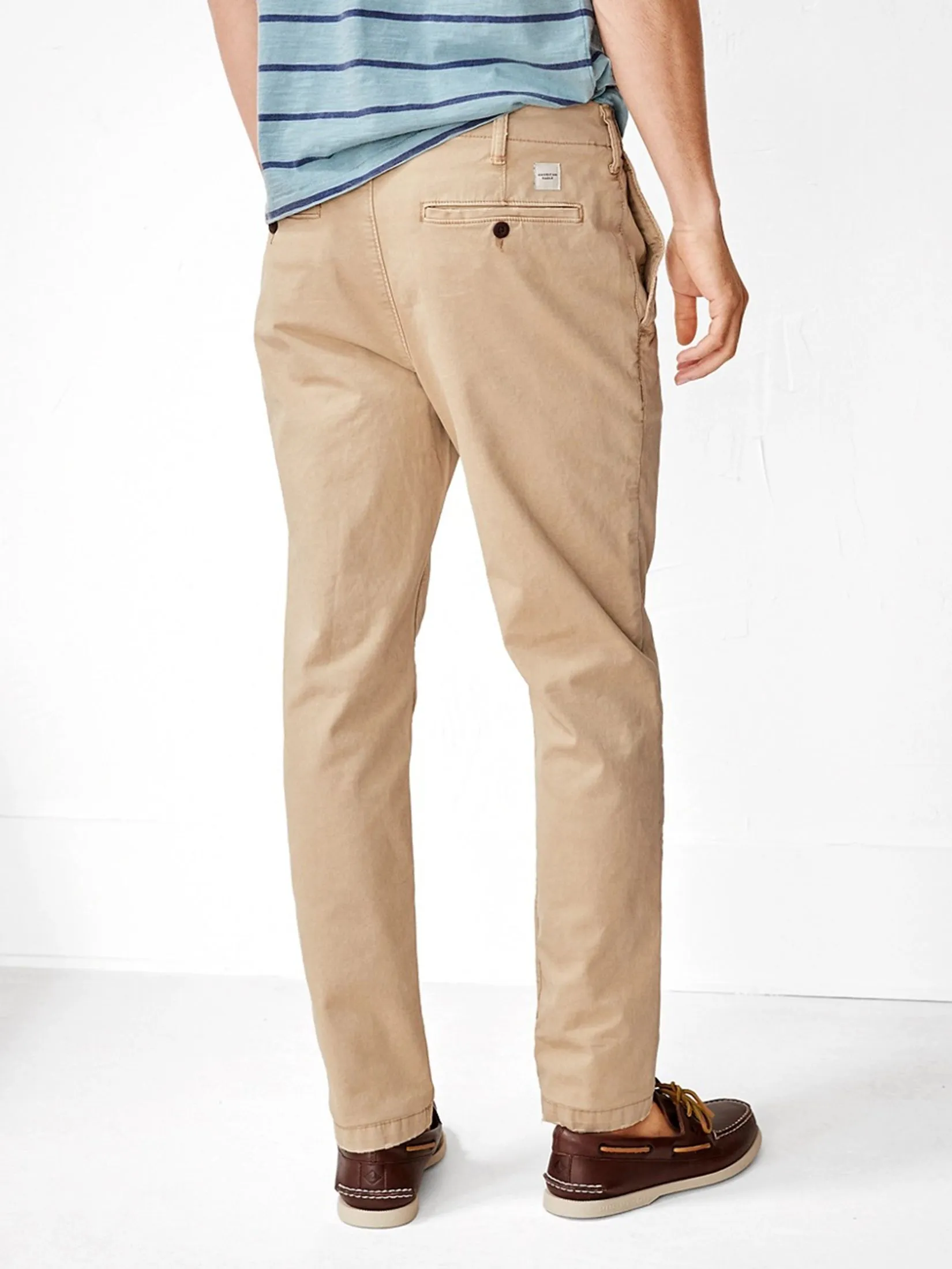 AMERICAN EAGLE MEN 4578 ULTIMATE WORN IN CHINO 281 LIGHT KHAKI