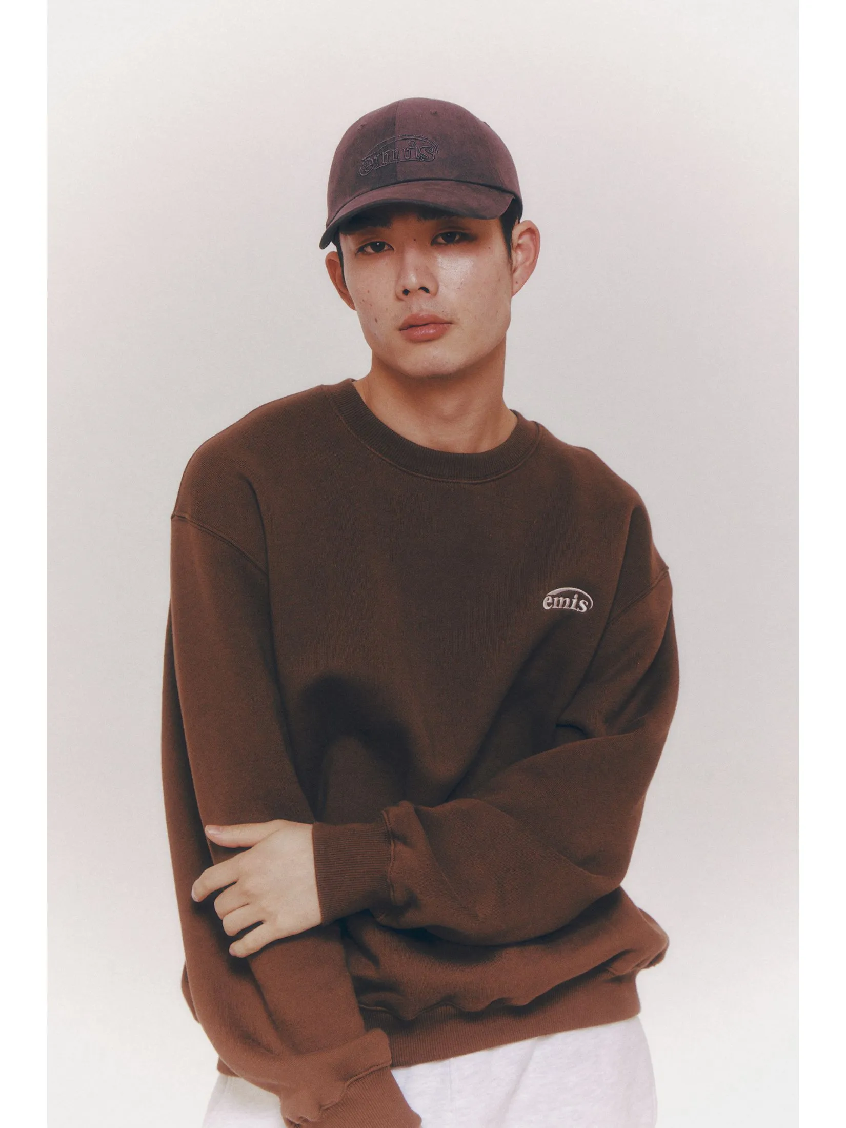 EMIS Unisex Sweat Shirt Ess Heavy Brown