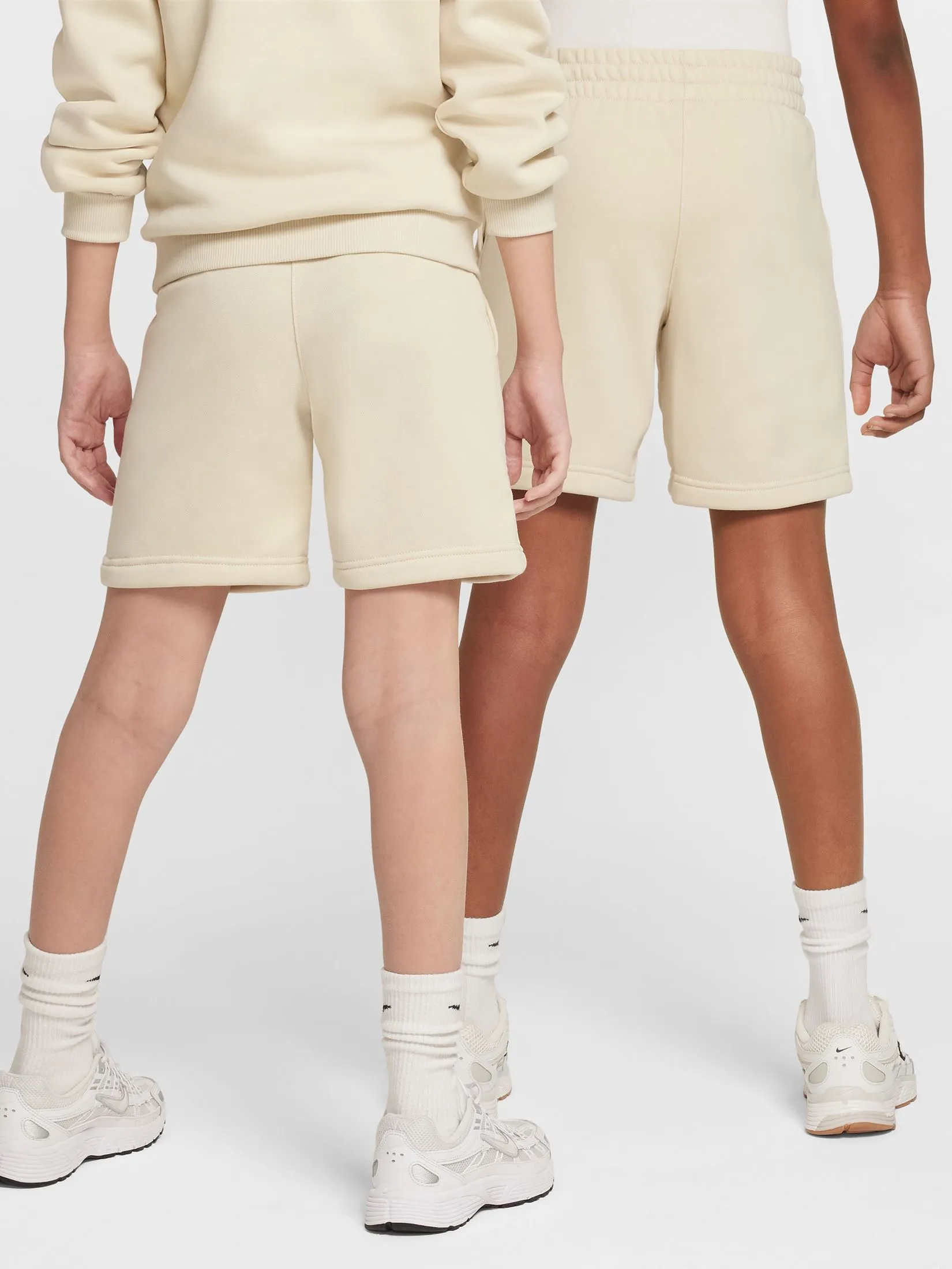 NIKE KIDS Unisex Shorts French Terry Lt Khaki/Lt Khaki/Parachute Beige/Sail