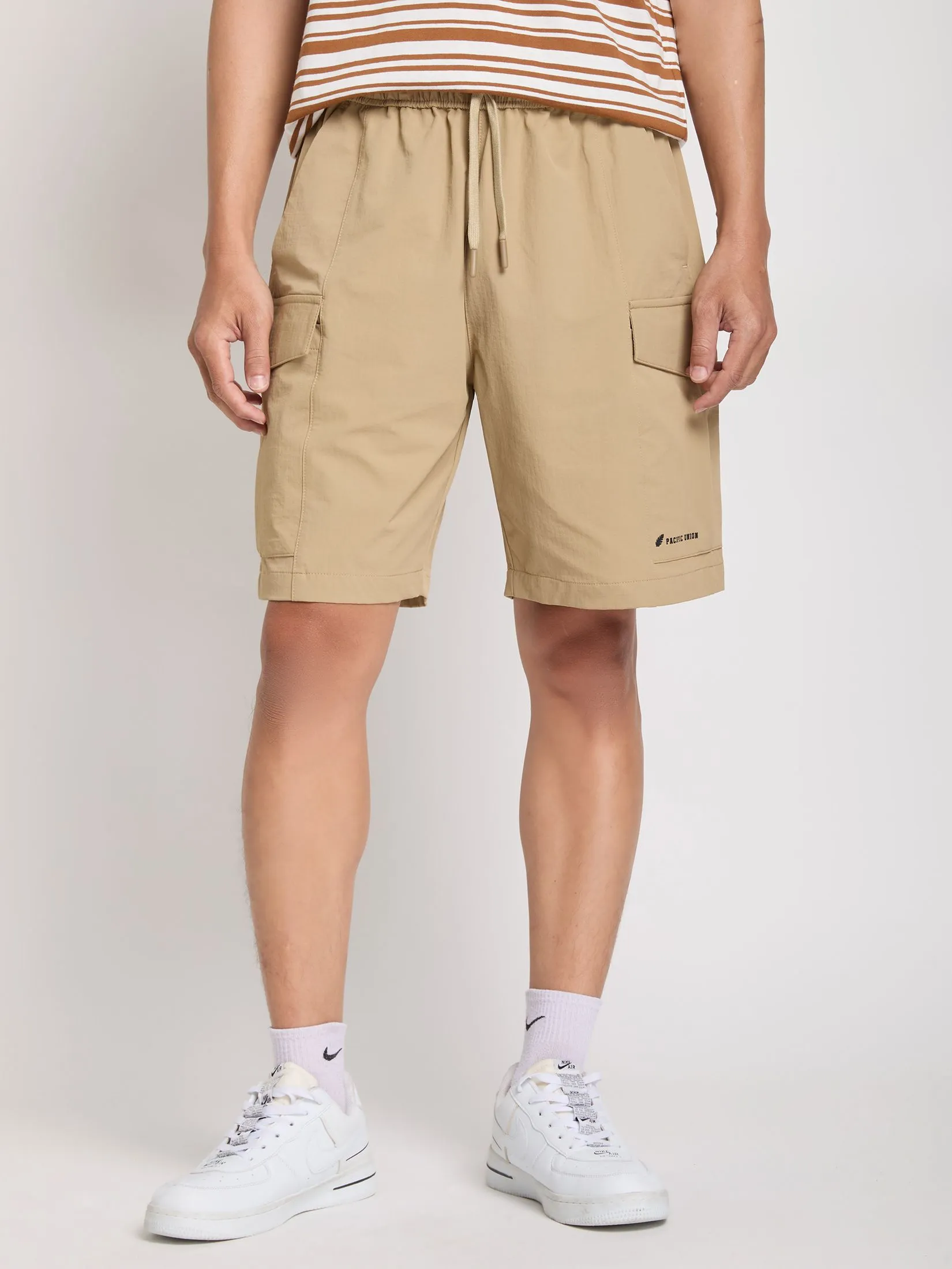 PACIFIC UNION Men Cargo Shorts Relaxed Fit