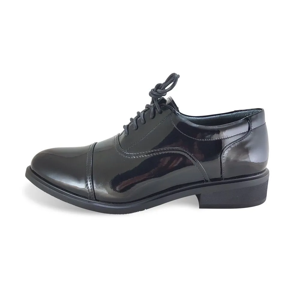 FREEWOOD SHOES shiny leather laced-black
