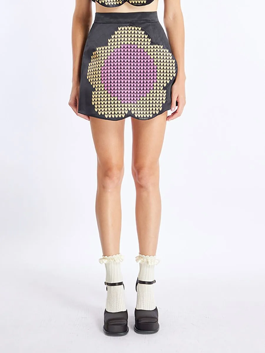 ICONIC WOMAN BLACK ALLIN SKIRT Size - L