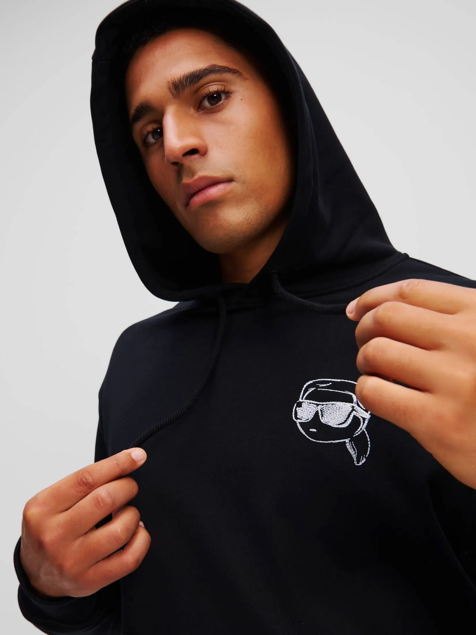 KARL LAGERFELD RTW-1 BIG IKON HOODIE BLACK