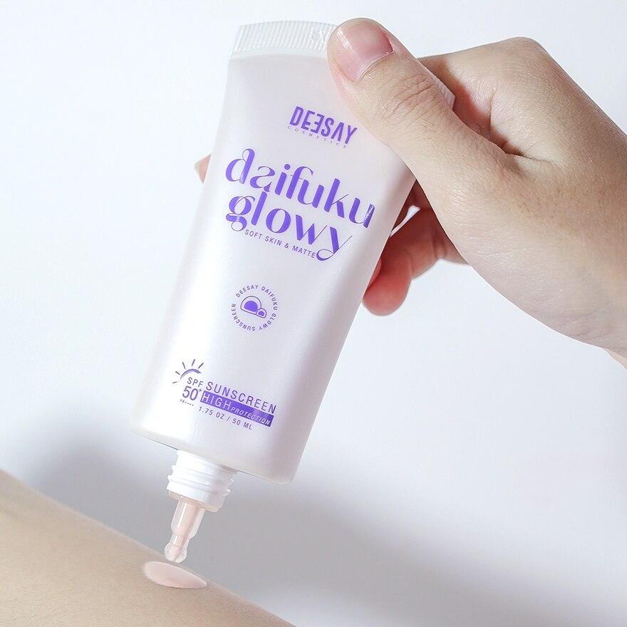 Deesay Daifuku Glowy Soft Skin  Matte Sunscreen High Protection SPF 50+ PA++++ 50ml.