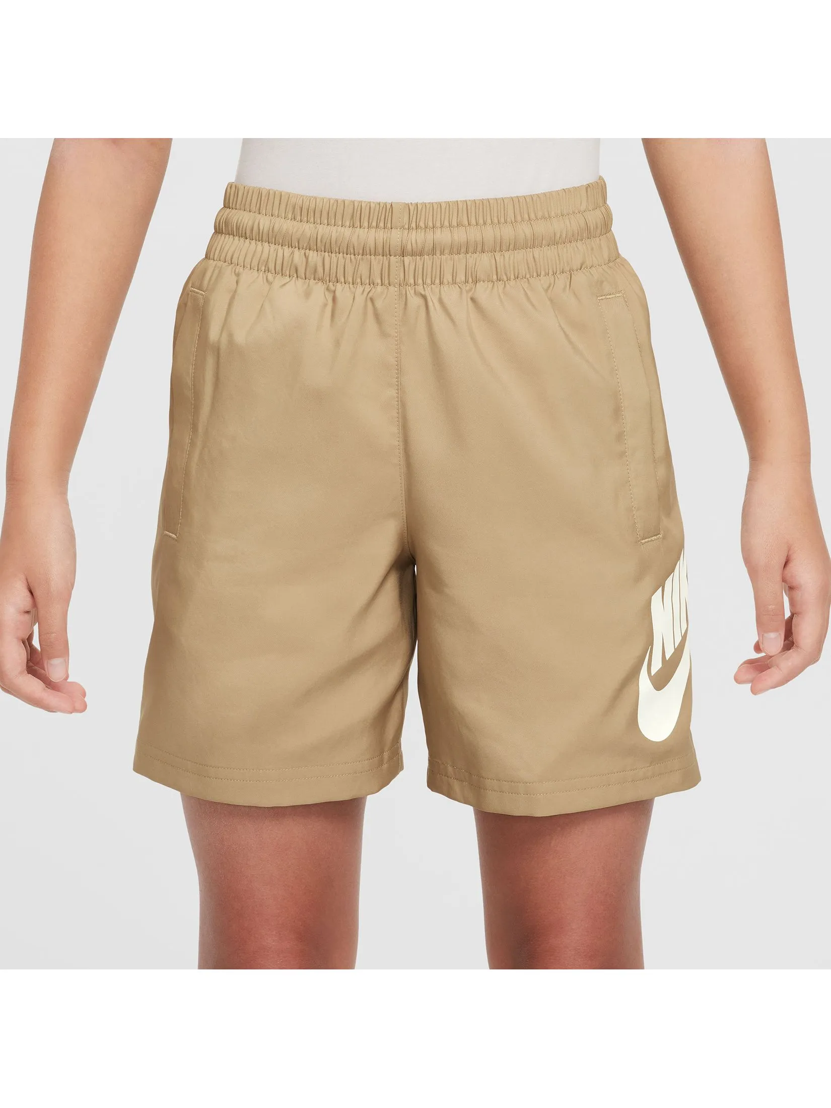 NIKE KIDS Unisex Kids Shorts Club Woven 6IN