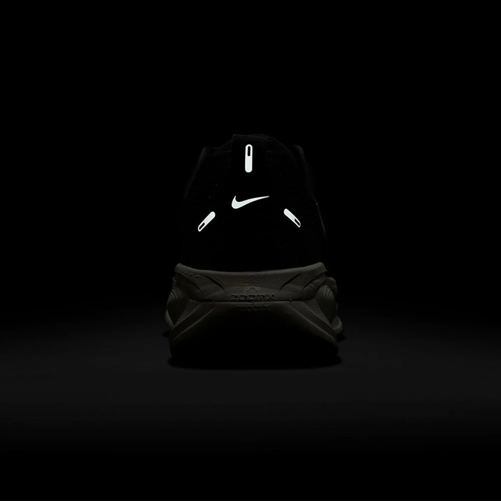 NIKE Men Running Shoes Vomero 18 Extra Wide Black - NI083SH130ENTH