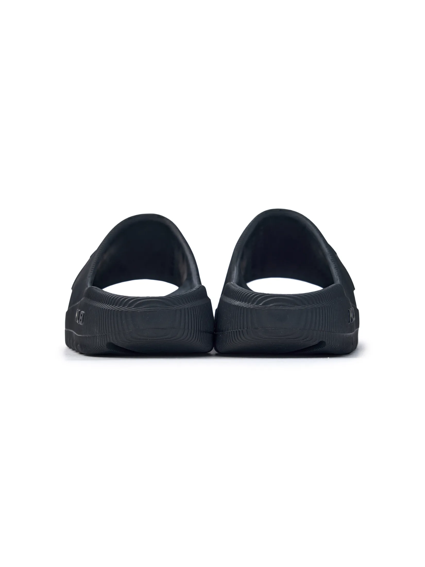 MLB Slides Unisex Chunky Skipper Slide Model 3ALPS0153 50BKS Black