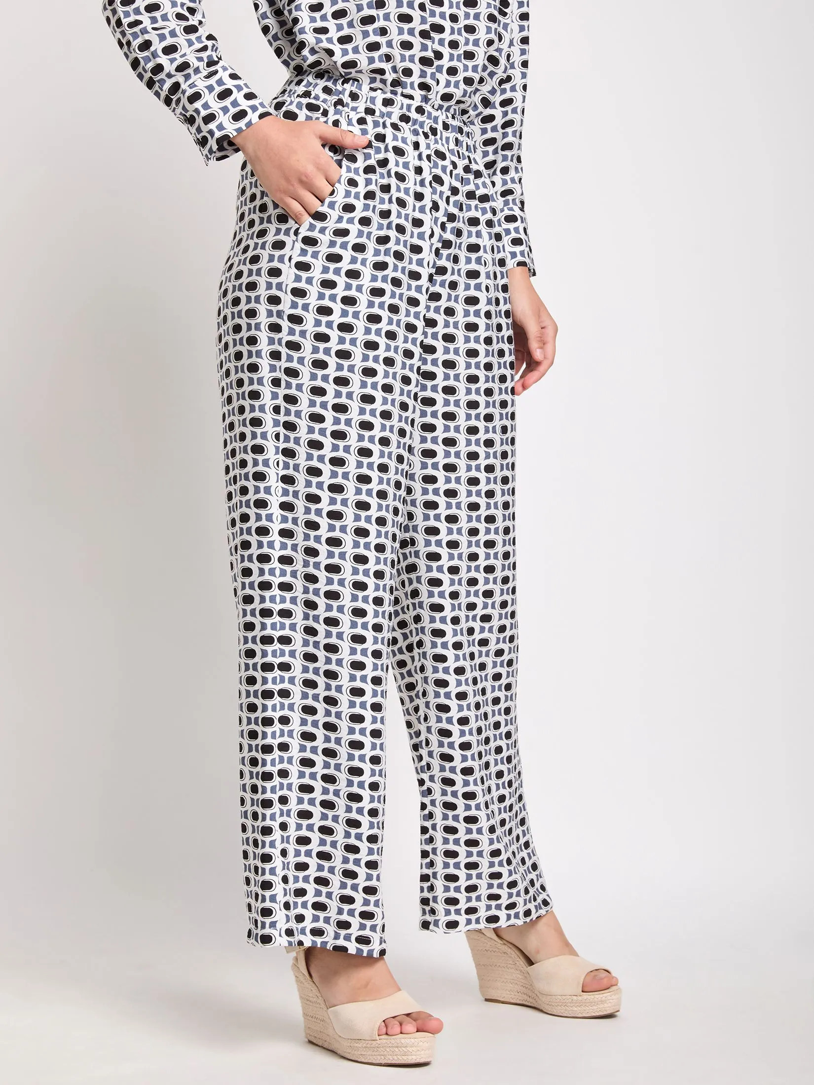 EASY PIECES Women Pants