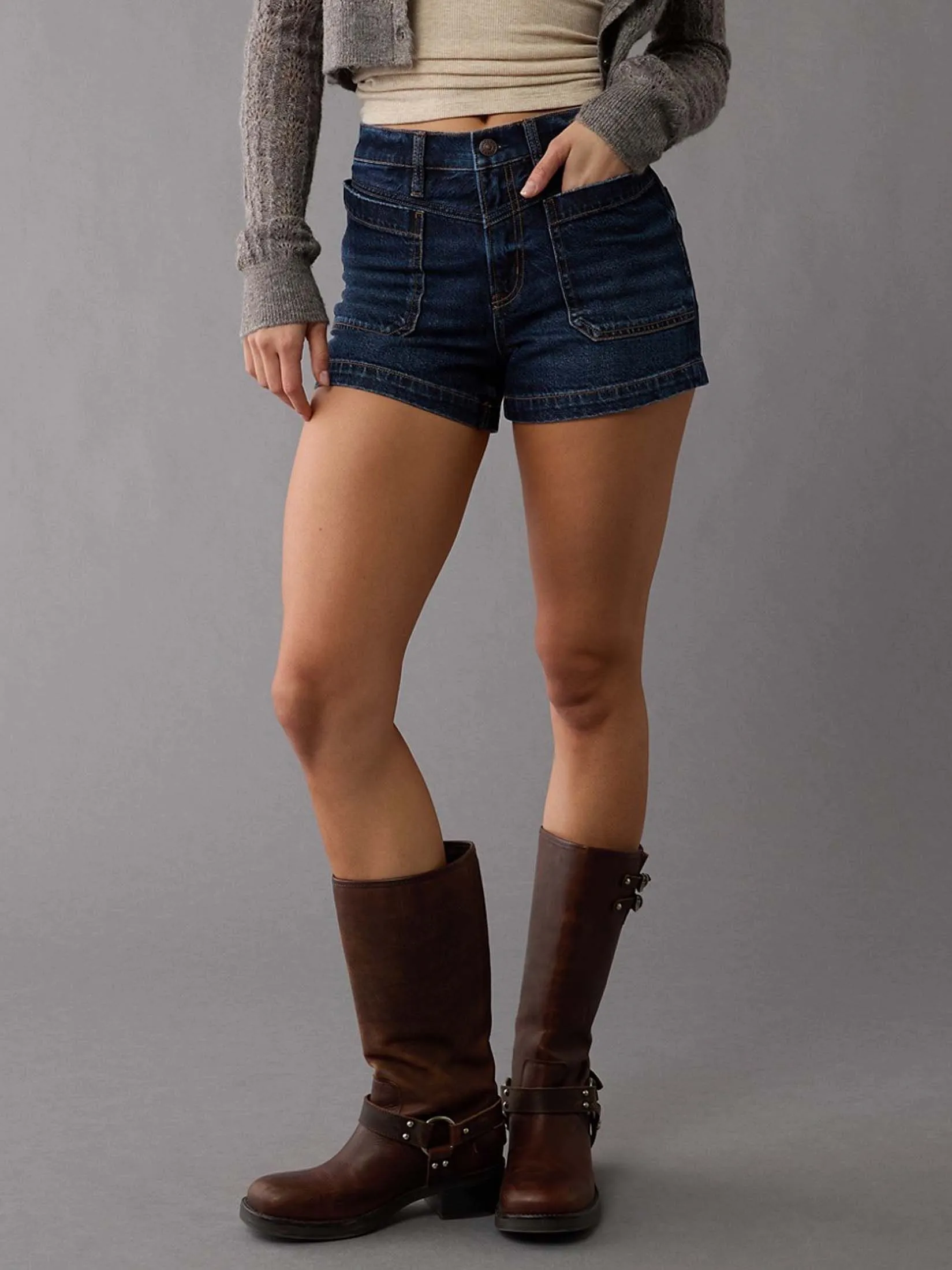 AMERICAN EAGLE WOMEN RELAXED SHORT 913 DRK INDG WASH