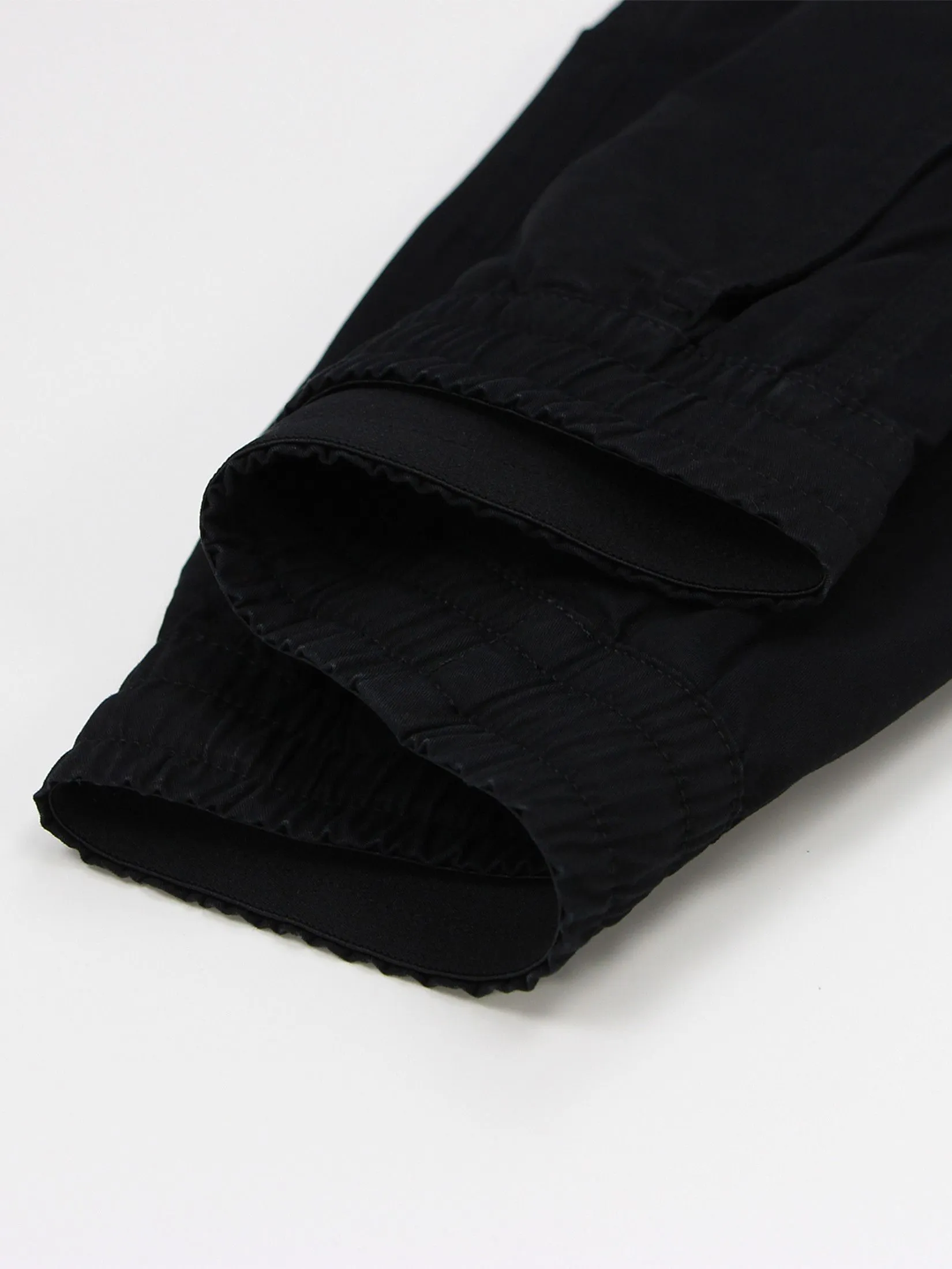 GIORDANO Men's Slim Twill Bermuda Shorts (180° Elastic Waist) Black