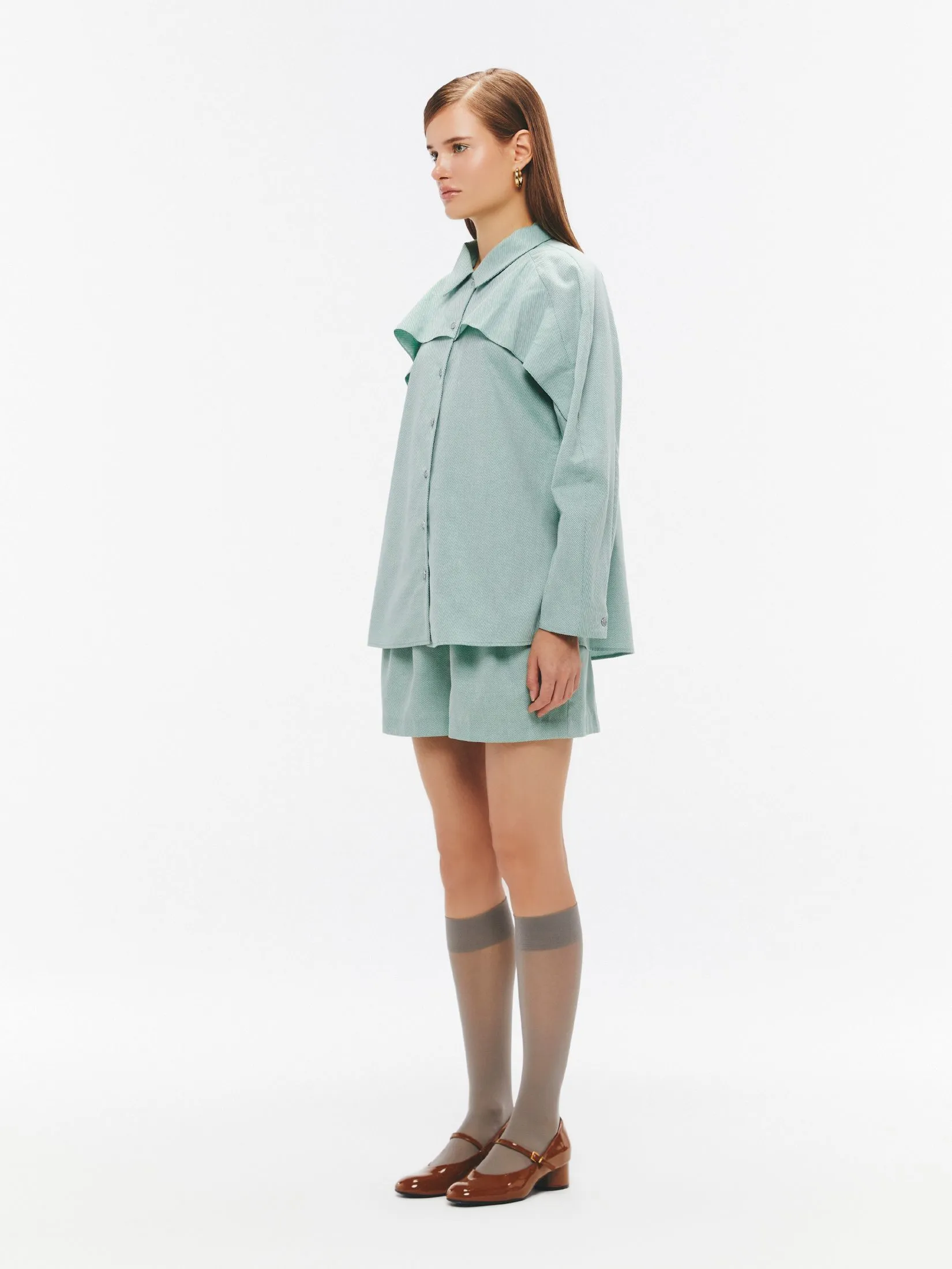 SHAKA Woman Short High Waist Green