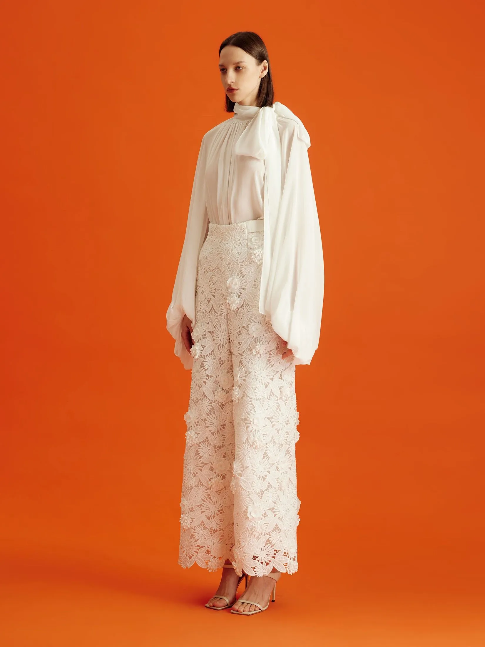 ASAVA ( AW24 )Daniella Floral-lace Women Culotte Pants White