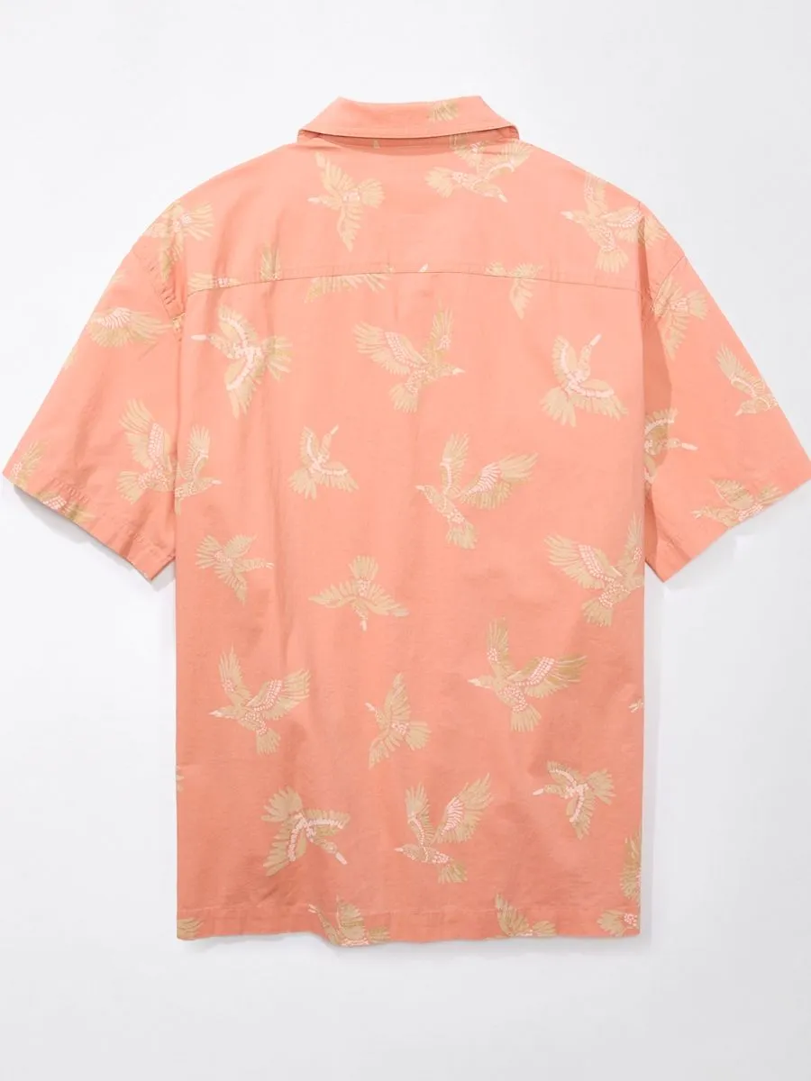AMERICAN EAGLE MEN KRIS BIRDS SS OVERSIZED 2 PKT CAMP COLLAR STAFFORD FADE SHIRT 612 CORAL SUN