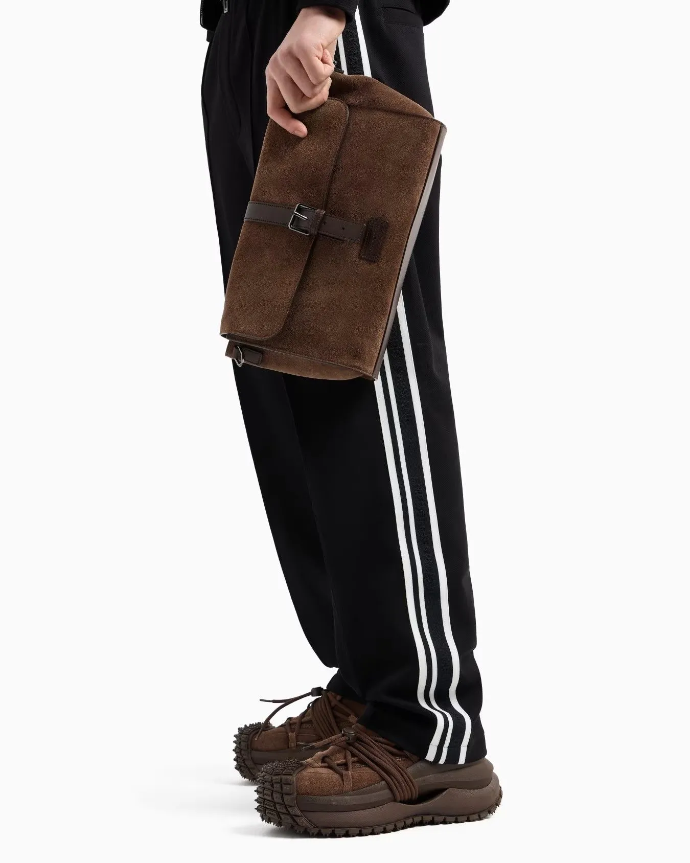 EMPORIO ARMANI Trousers Men EM001111-AF13488-UC001 Black