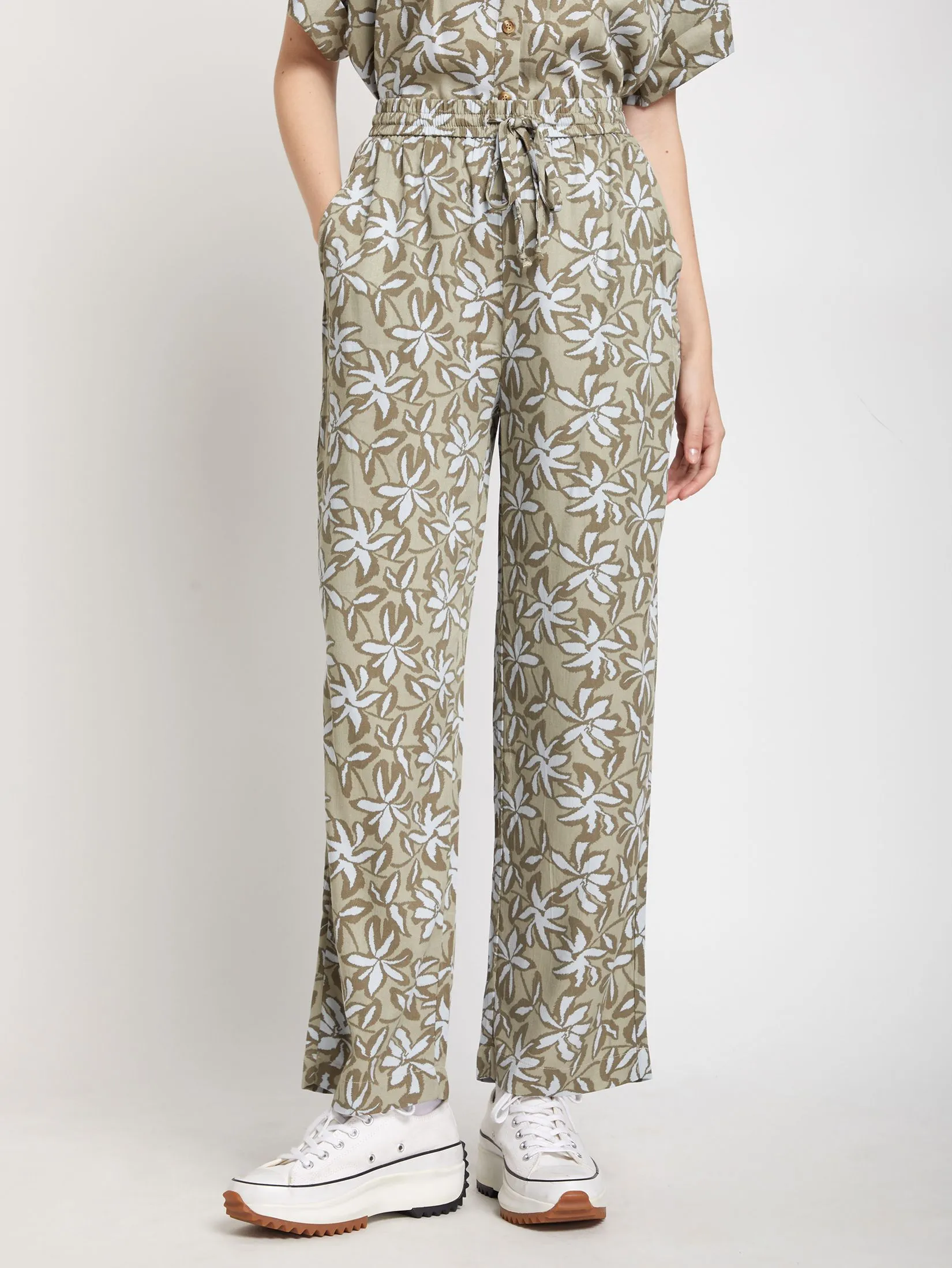 DEFRY 01 Women Straight Pants Print Brown