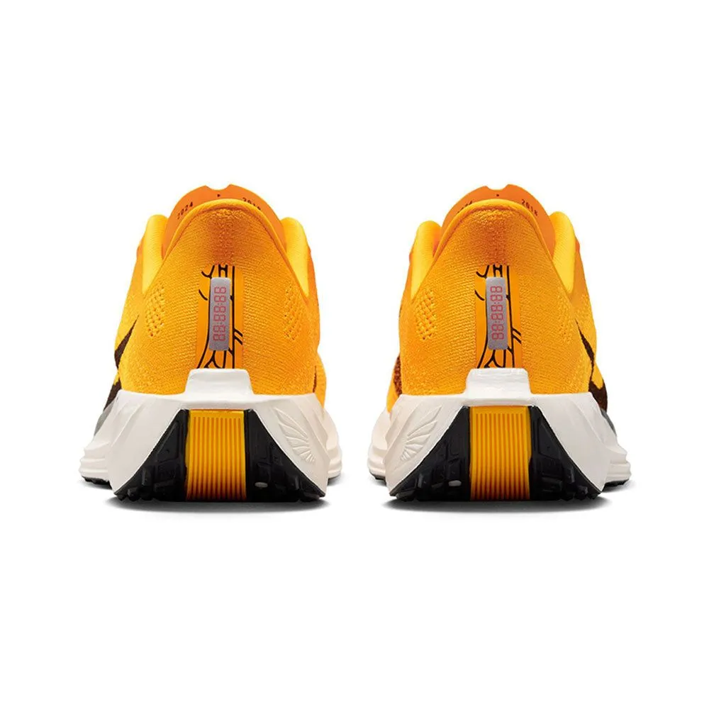 NIKE Pegasus Plus LV8 Men Running Shoes Orange - NI083SH833ENTH