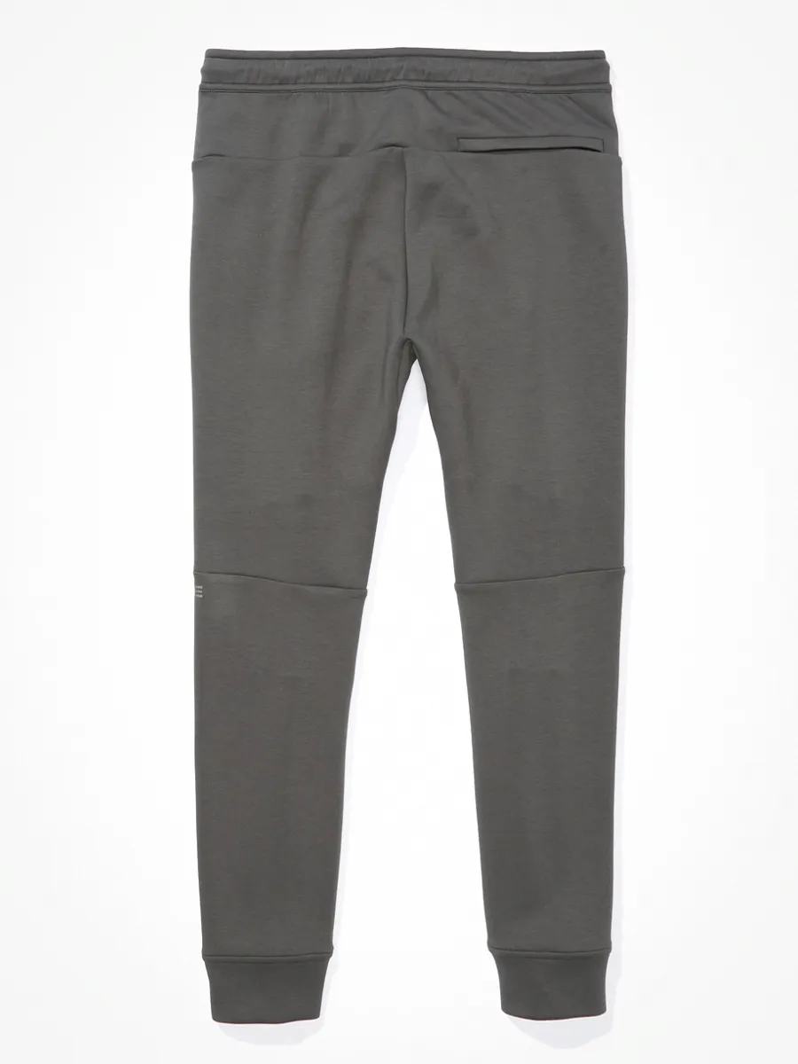 AMERICAN EAGLE MEN 4781 MANCHEGO ACTIVE JOGGER SOLID 040 STONE GRAY
