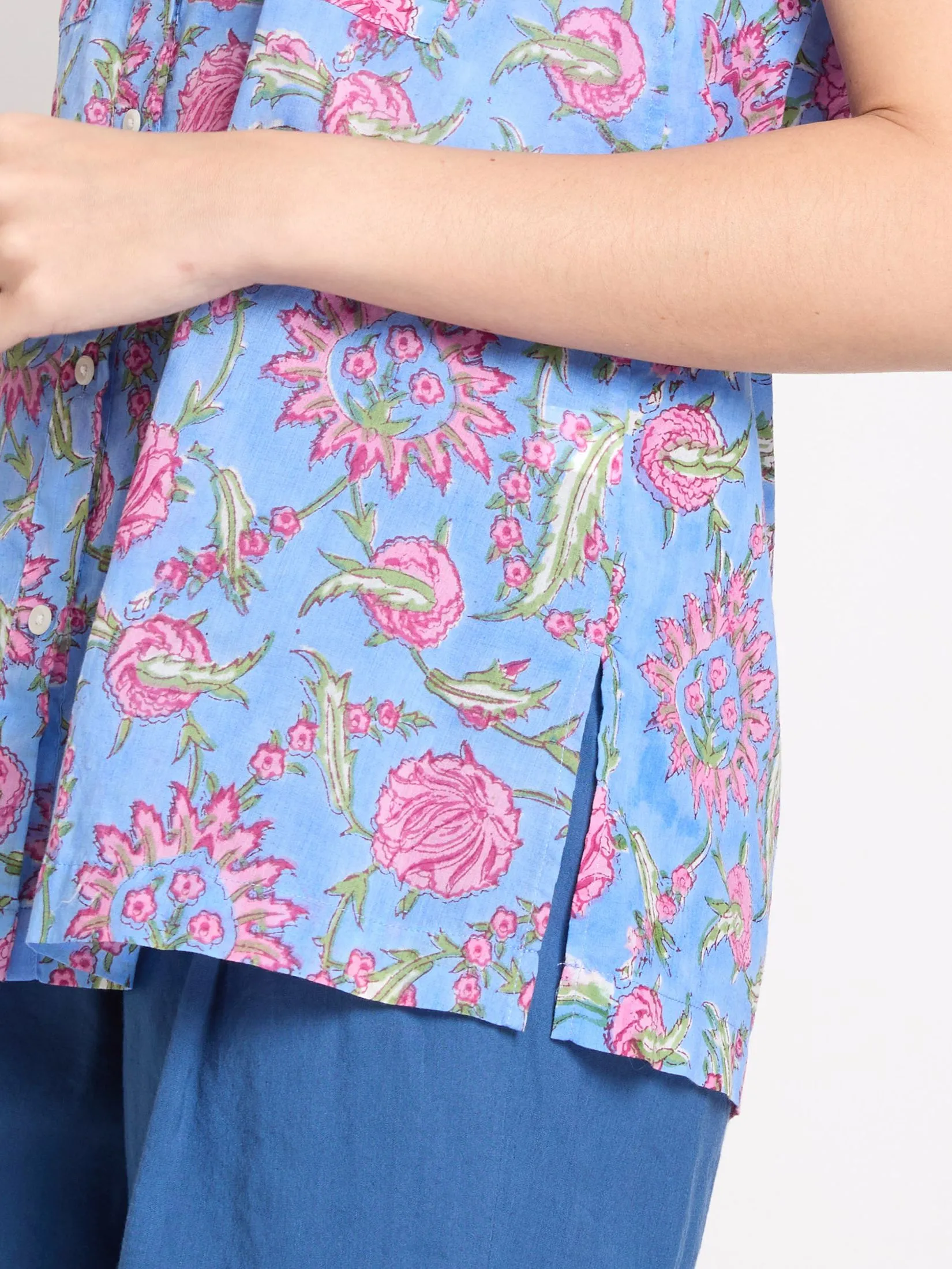 ALUMNUS Women Blouse Sleeveless Collar Neck Print