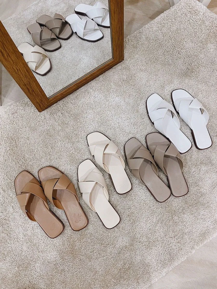 BUCKLE ME Sandals Butterfly BM17NU Nude